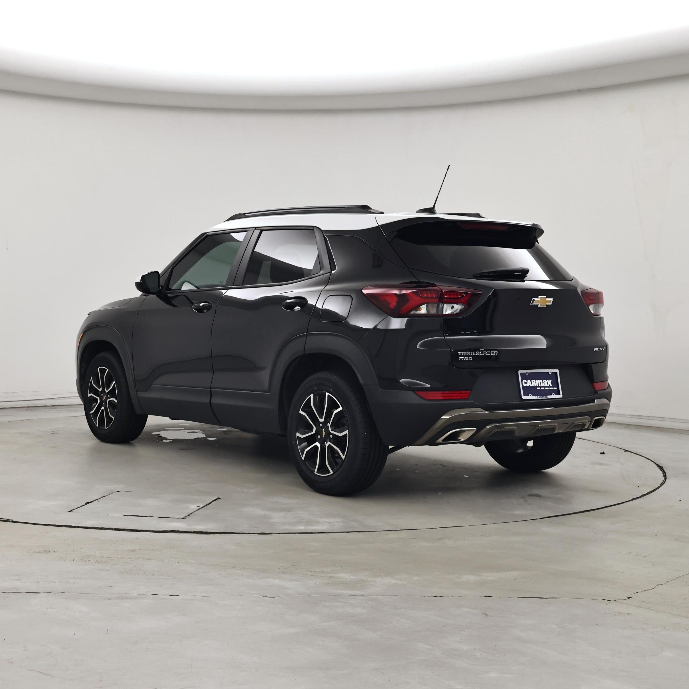 Thumbnail: 2023 Chevrolet TrailBlazer - 2