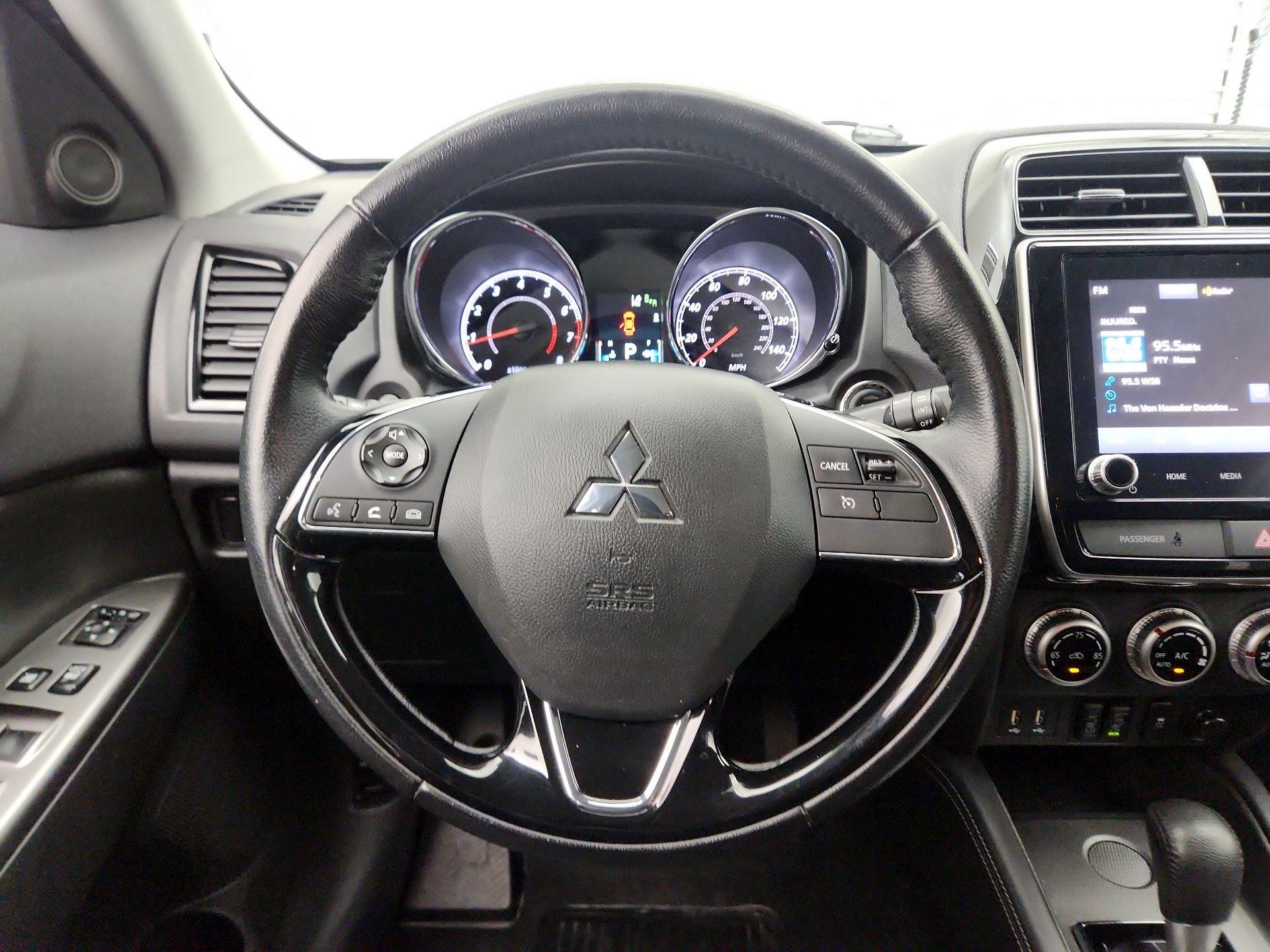 Thumbnail: 2021 Mitsubishi Outlander Sport - 10