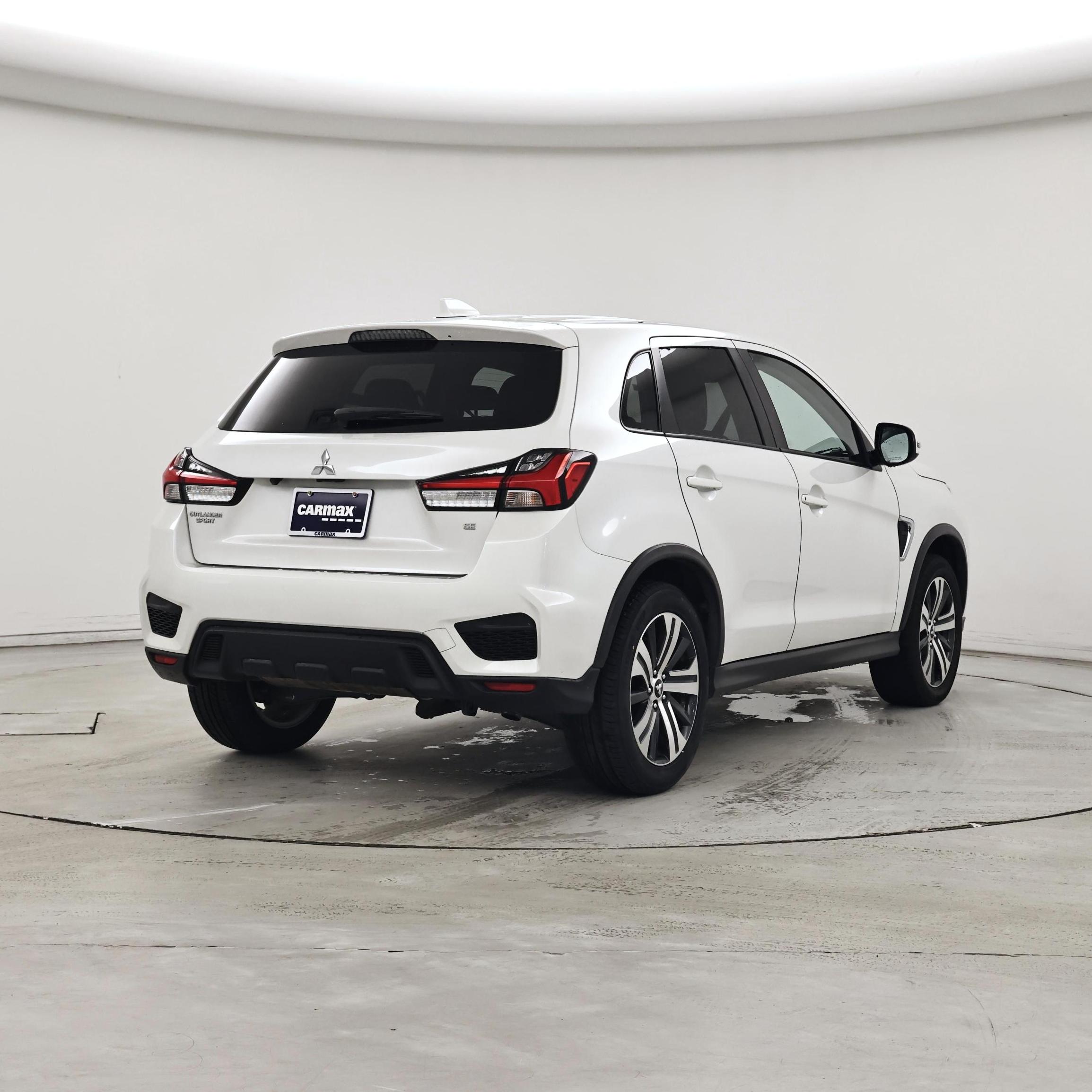 Thumbnail: 2021 Mitsubishi Outlander Sport - 8