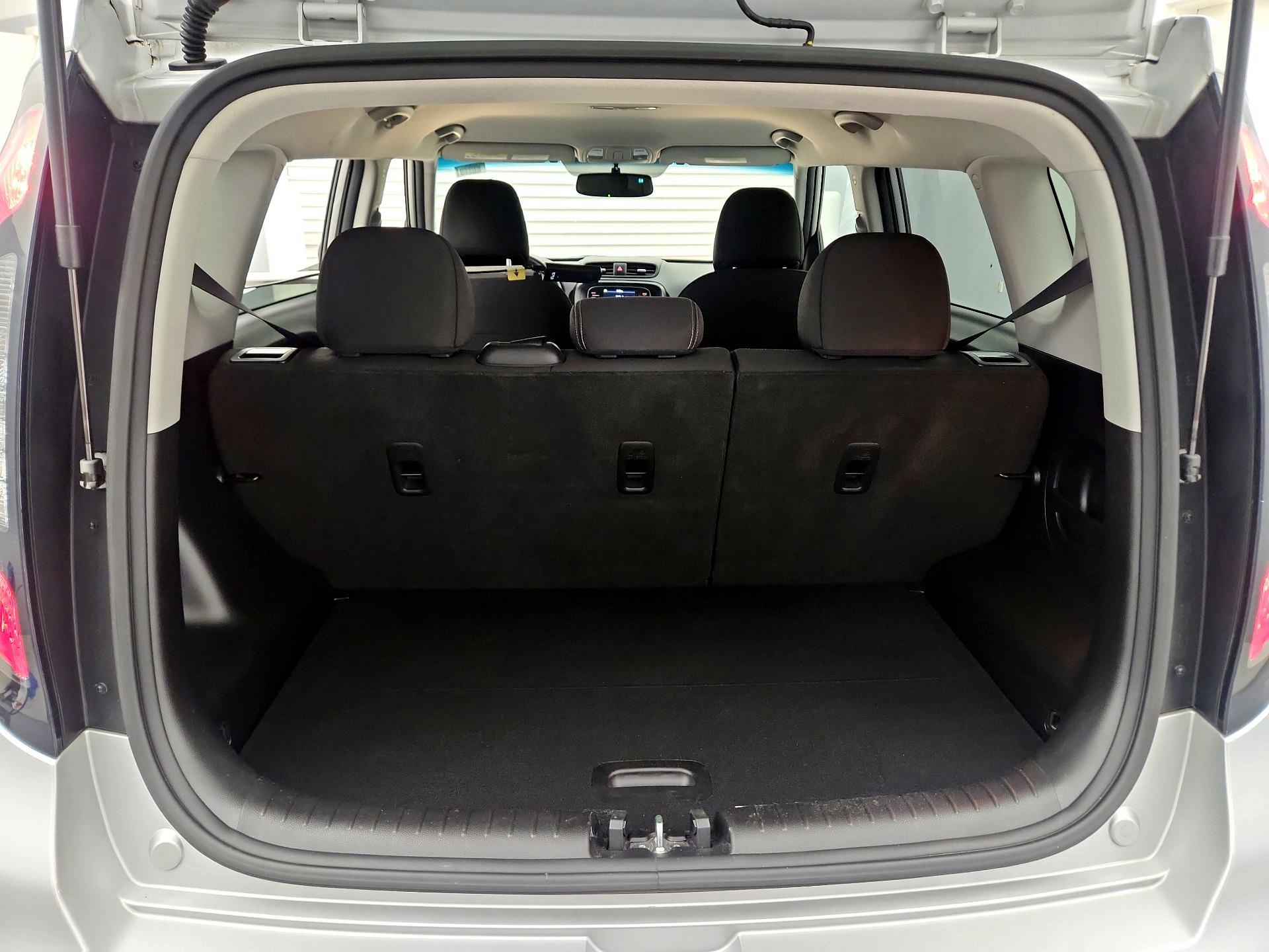Thumbnail: 2017 Kia Soul - 19