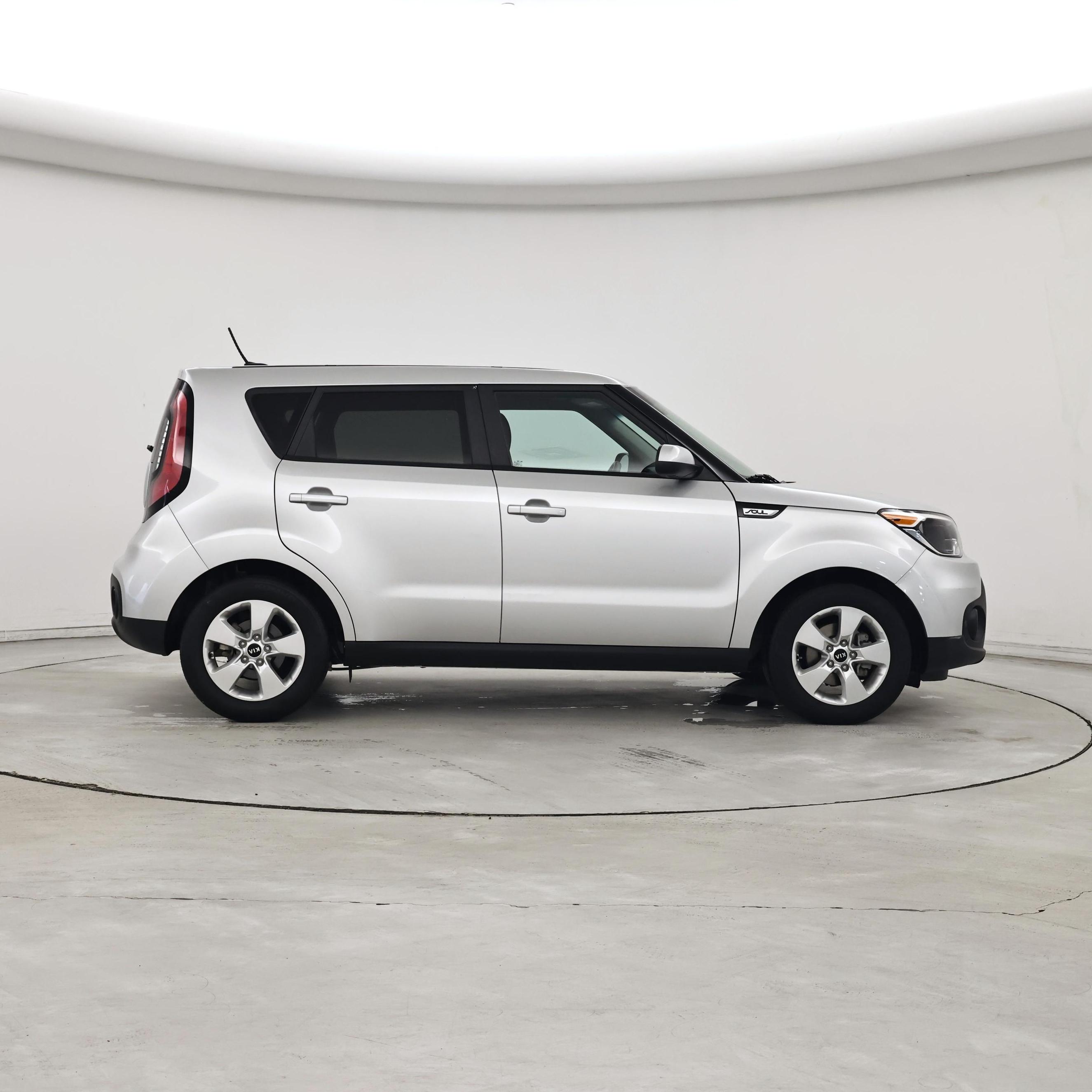 Thumbnail: 2017 Kia Soul - 7
