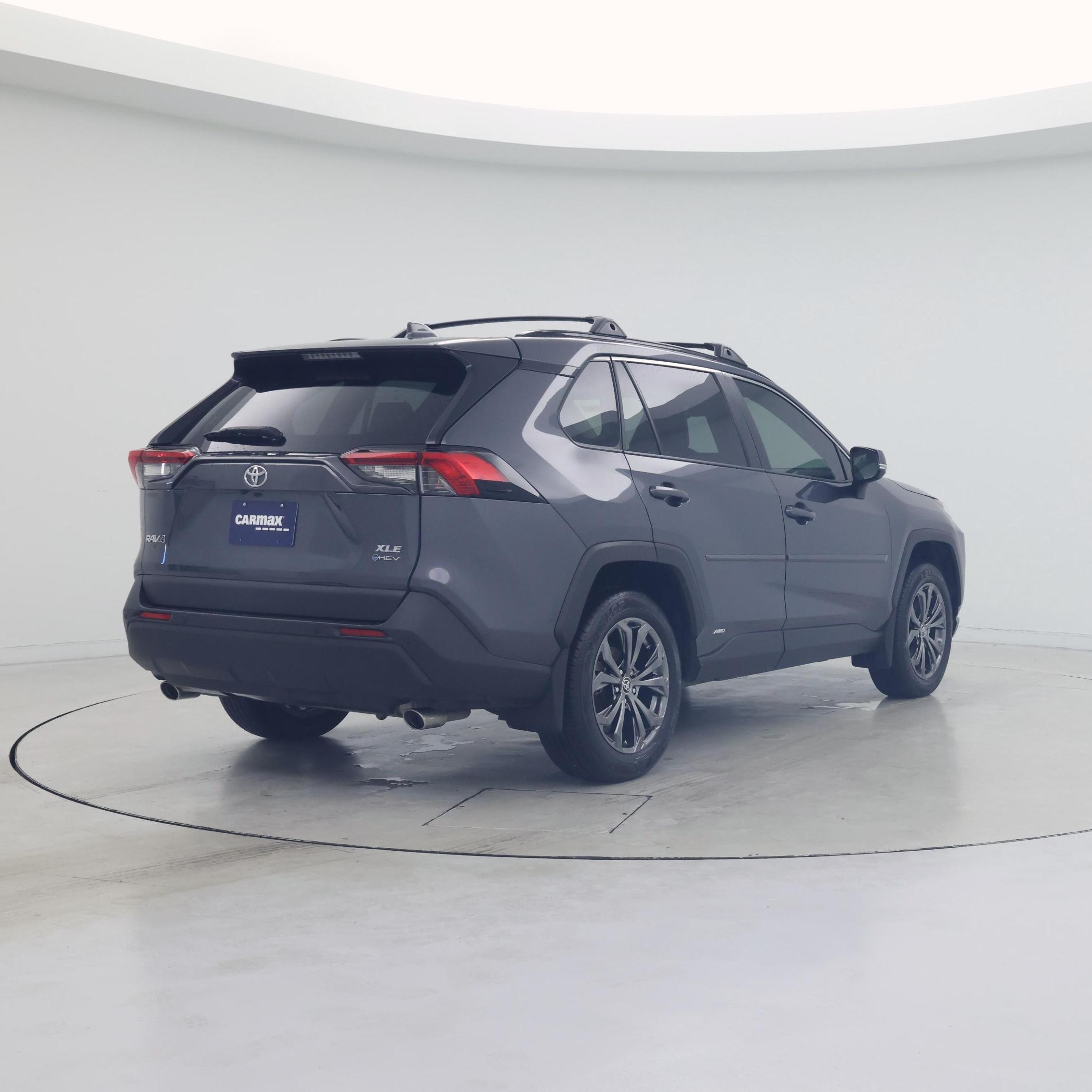 Thumbnail: 2025 Toyota RAV4 - 8
