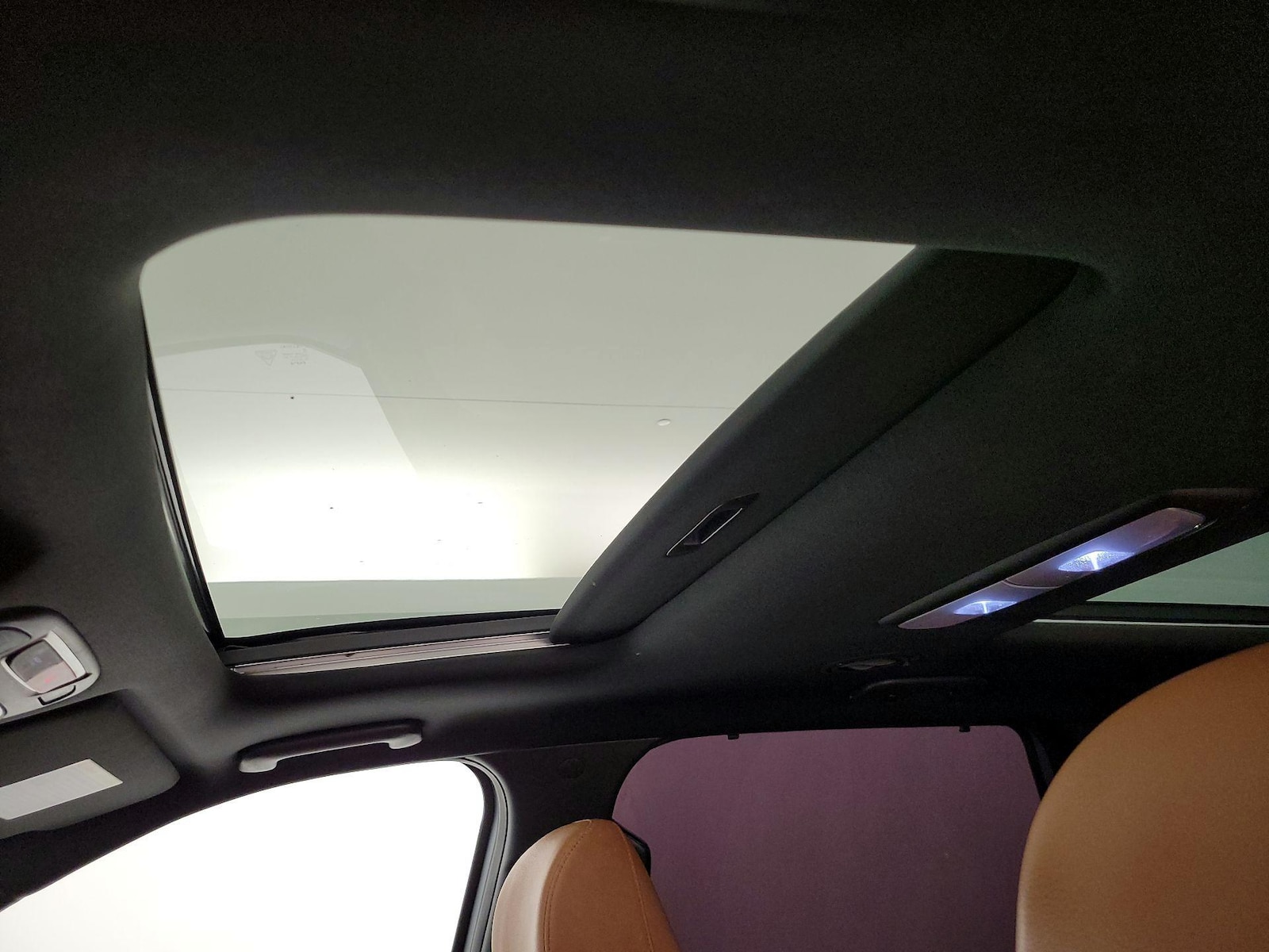 Sunroof(s) & Skylight(s)