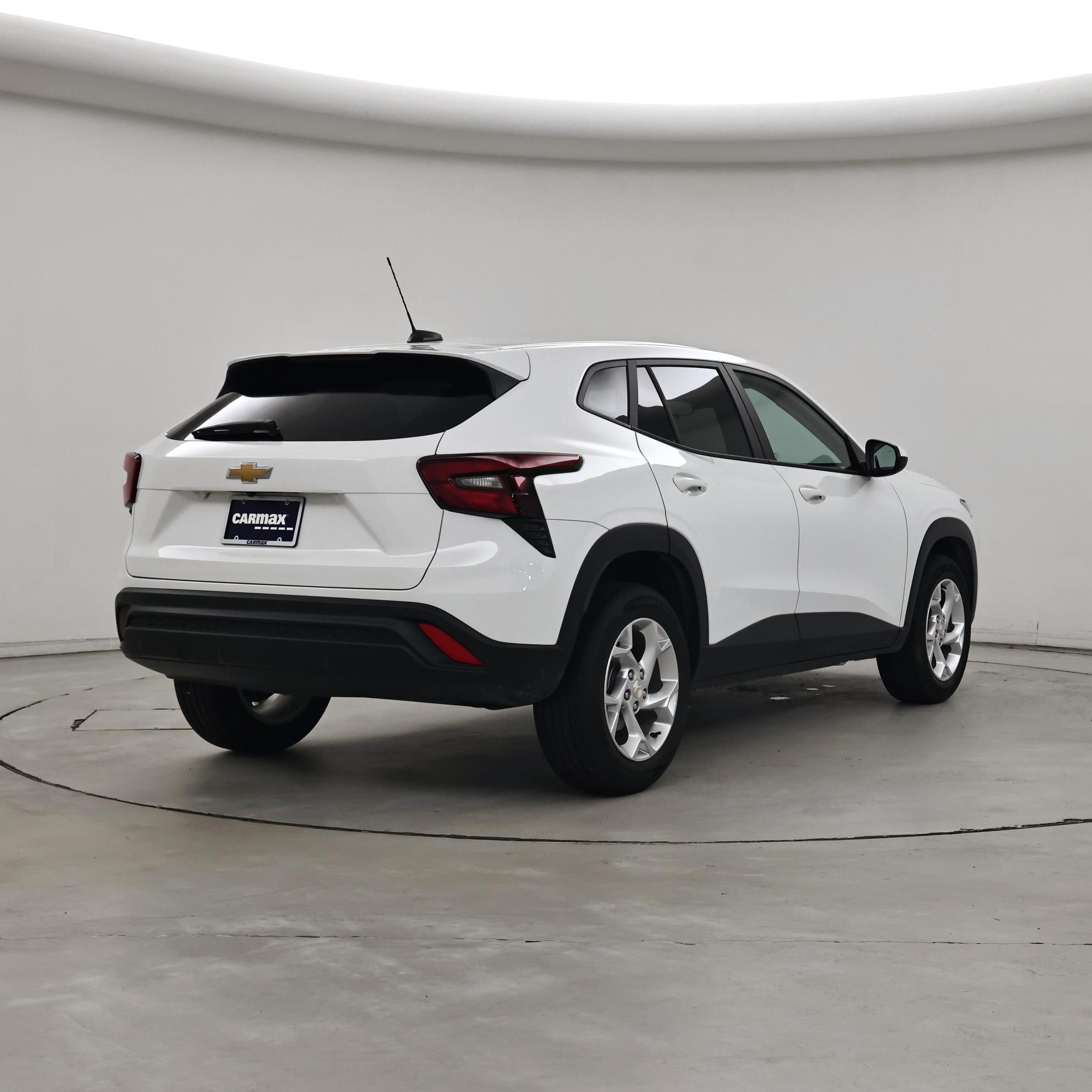 Thumbnail: 2025 Chevrolet Trax - 8