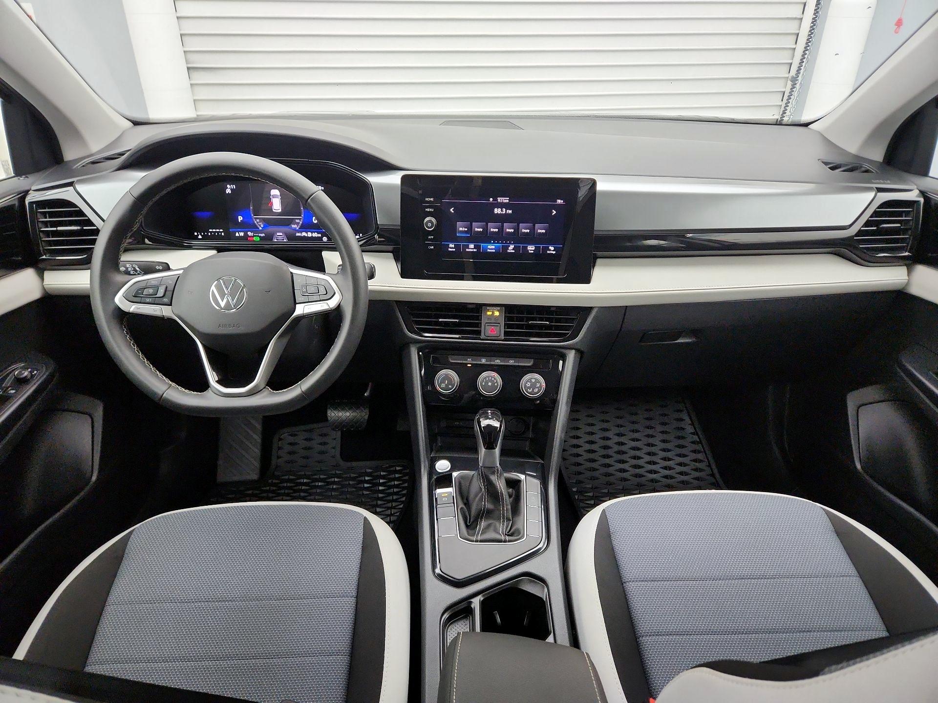 Thumbnail: 2025 Volkswagen Taos - 9
