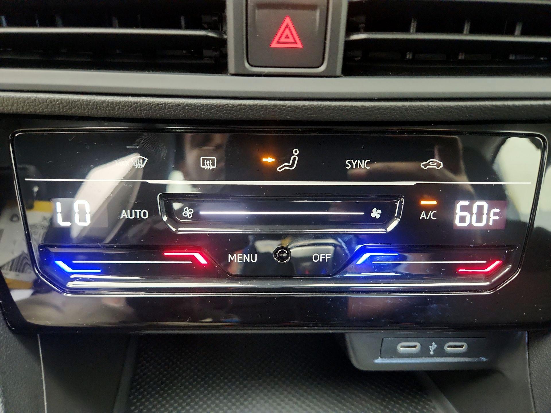 Thumbnail: 2025 Volkswagen Jetta - 16