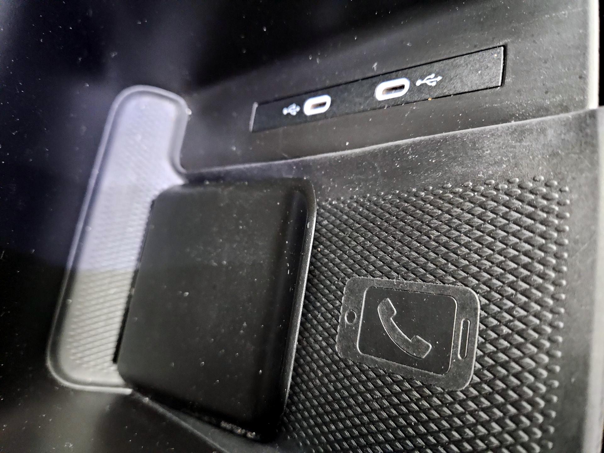 Thumbnail: 2023 Volkswagen ID.4 - 19