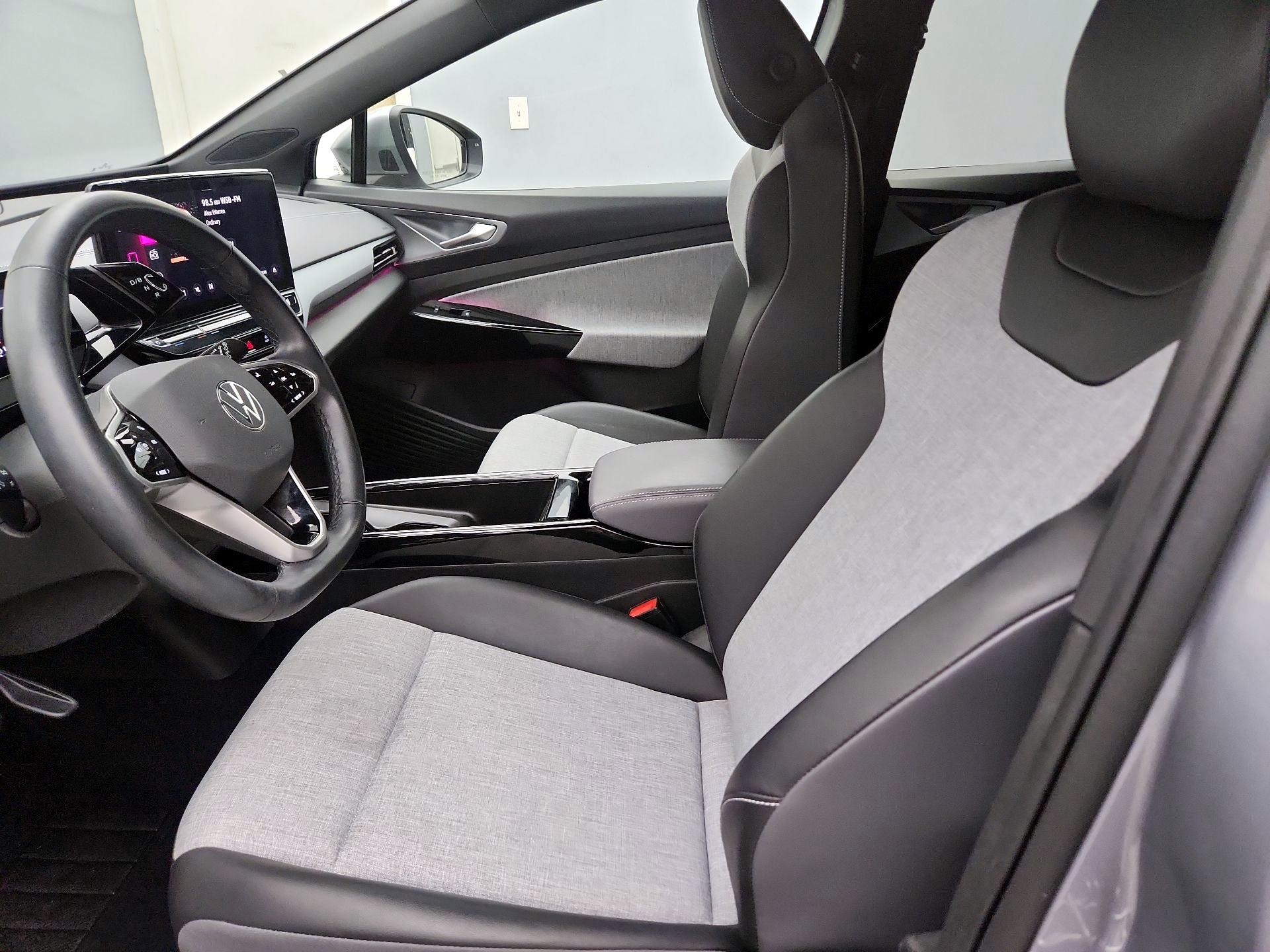 Thumbnail: 2023 Volkswagen ID.4 - 11