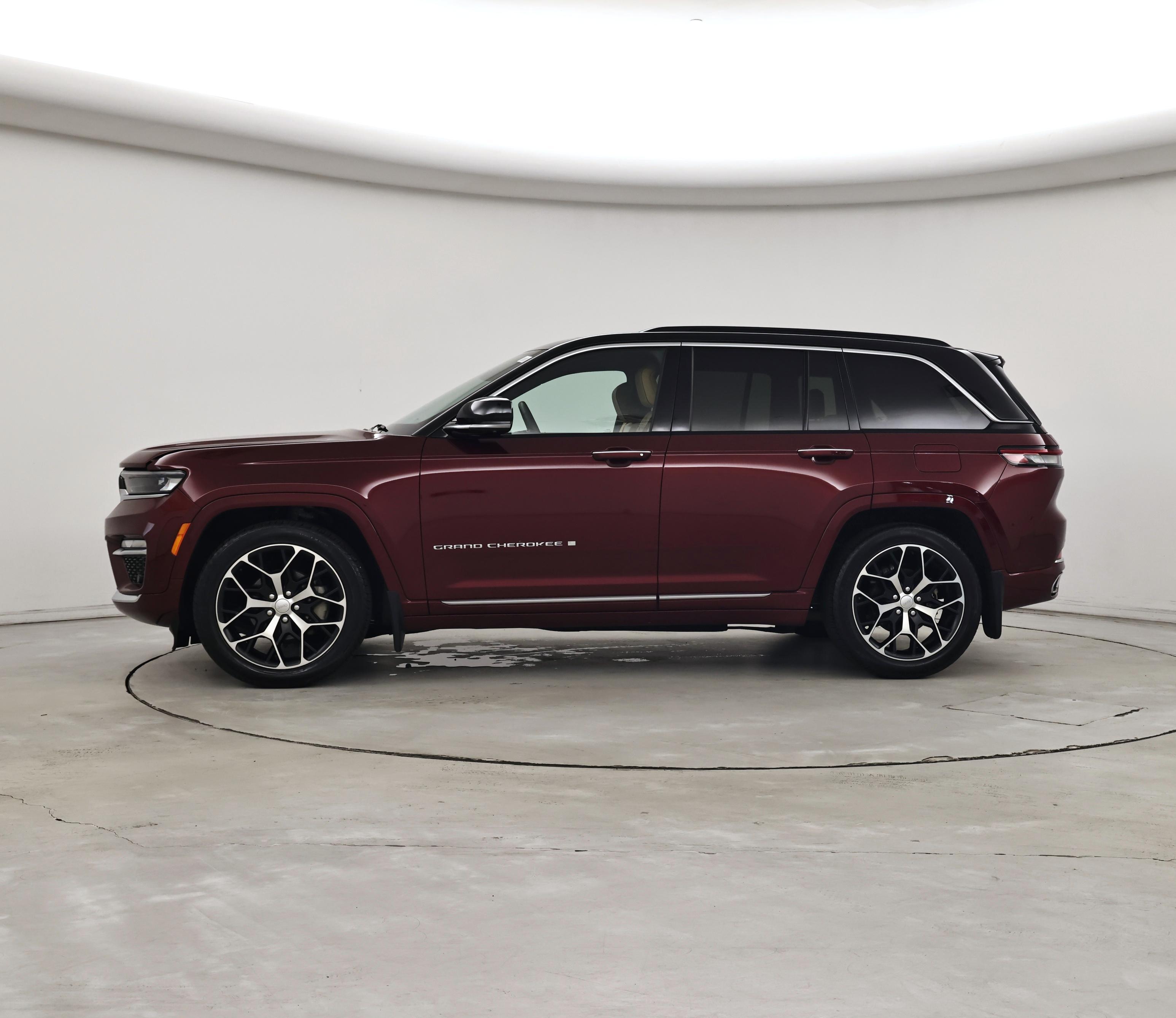 Thumbnail: 2025 Jeep Grand Cherokee - 3
