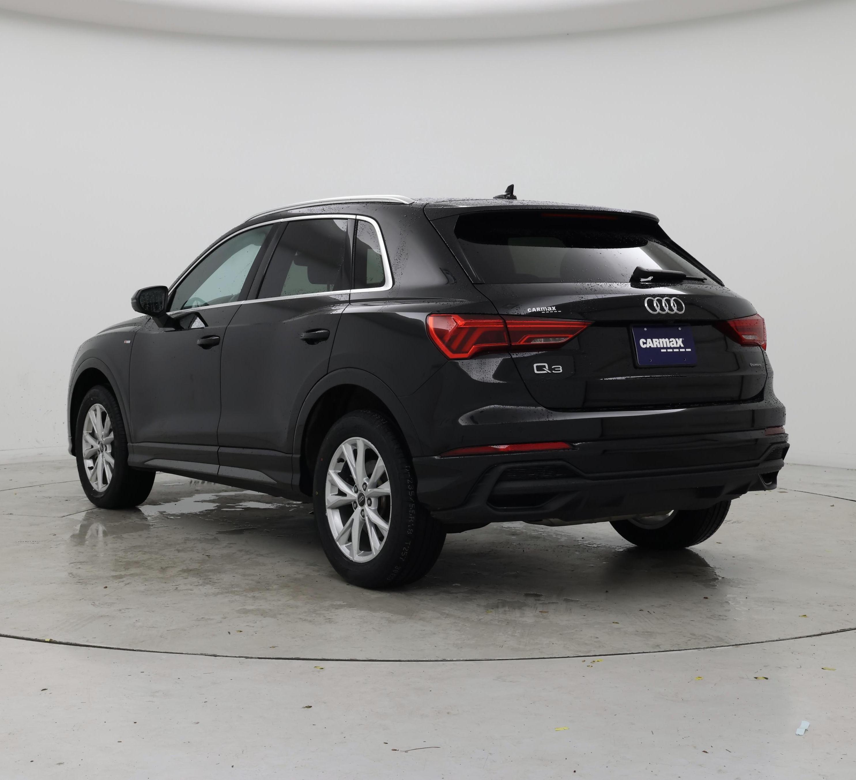 Thumbnail: 2023 Audi Q3 - 2