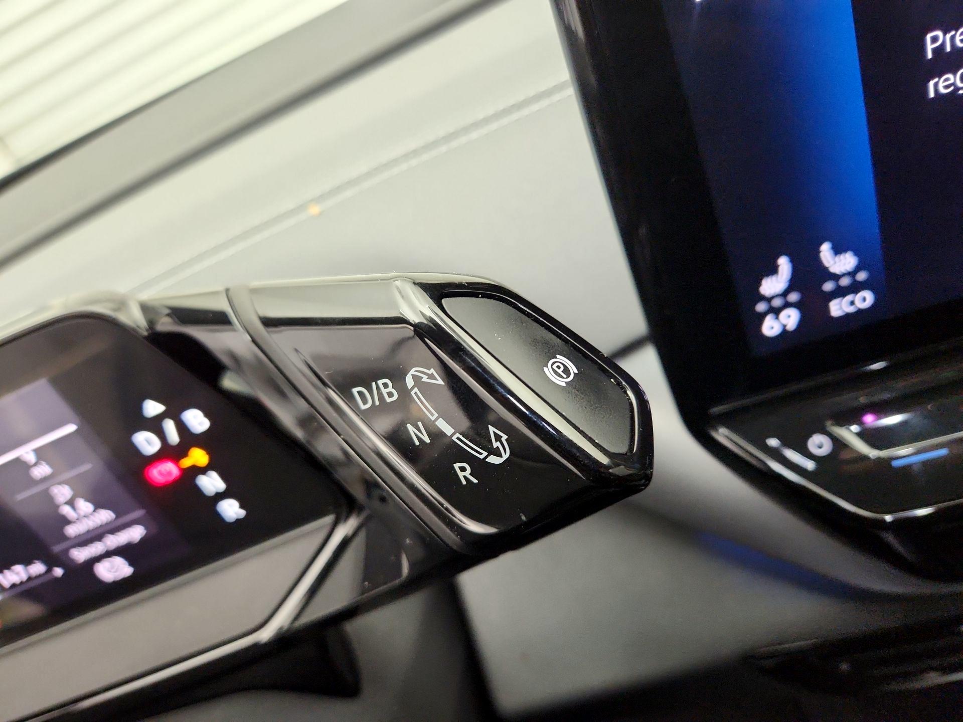 Thumbnail: 2023 Volkswagen ID.4 - 18