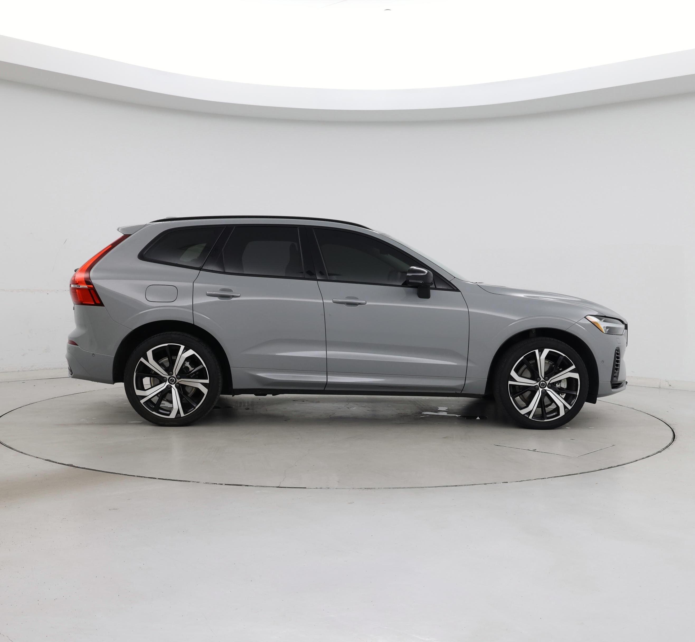 Thumbnail: 2025 Volvo XC60 - 7