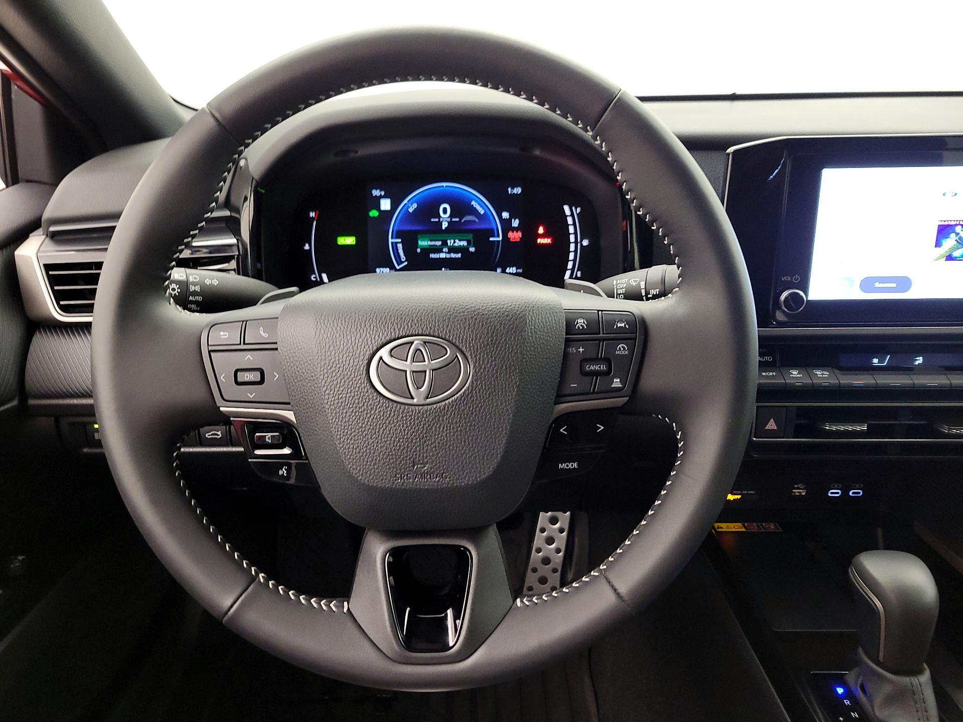 Thumbnail: 2025 Toyota Camry - 10