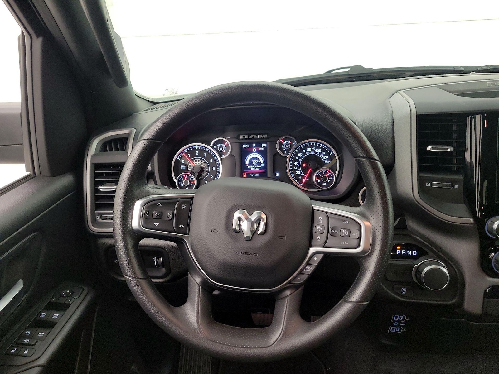 2026 RAM Ram 1500 Pickup Express - Photo 11