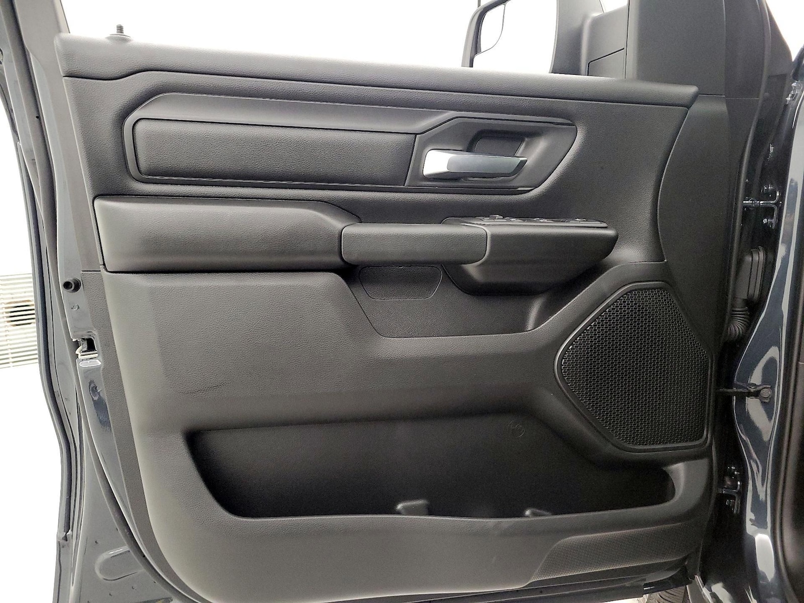 2026 RAM Ram 1500 Pickup Express - Photo 13