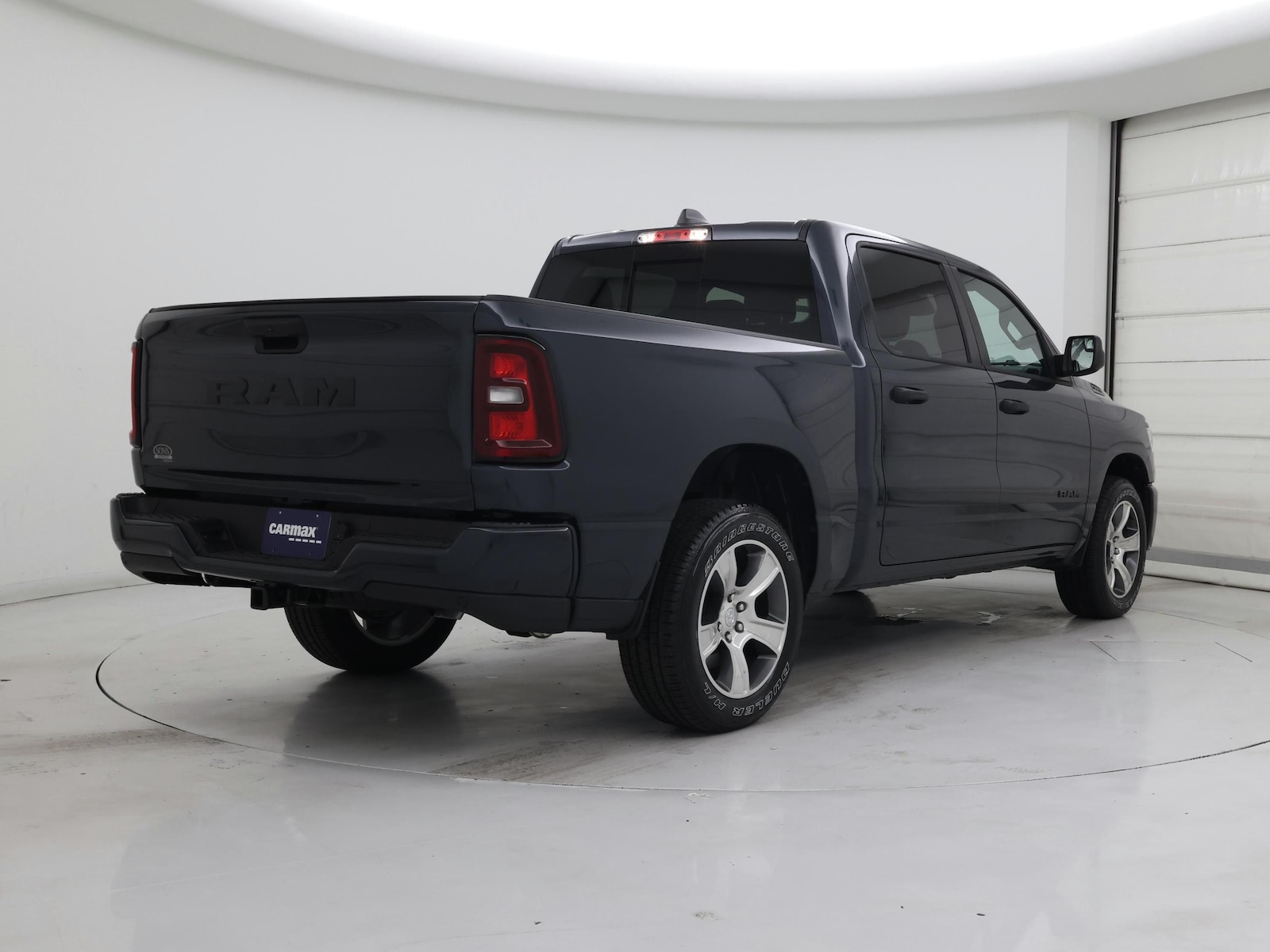 2026 RAM Ram 1500 Pickup Express - Photo 9