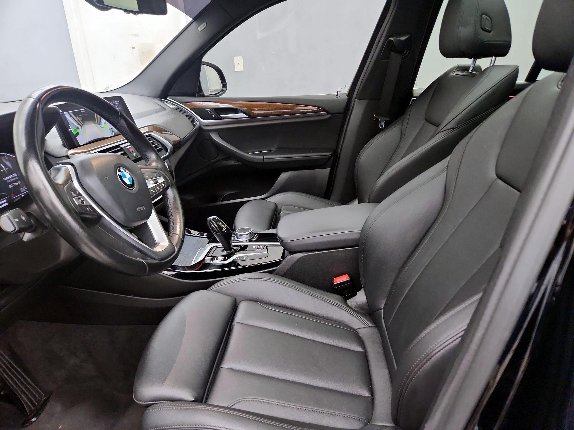 Thumbnail: 2021 BMW X3 - 11