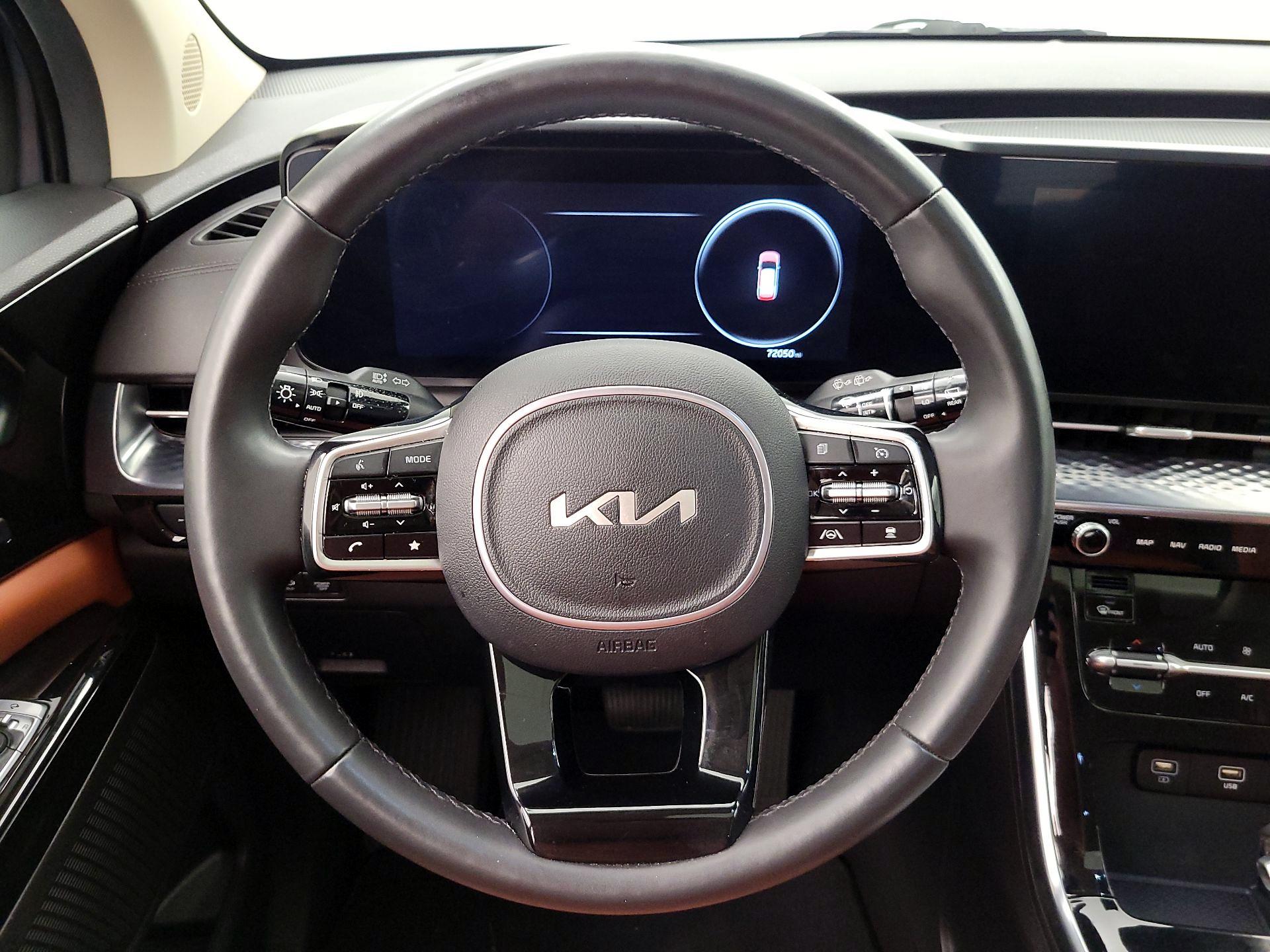 Thumbnail: 2024 Kia Carnival - 10