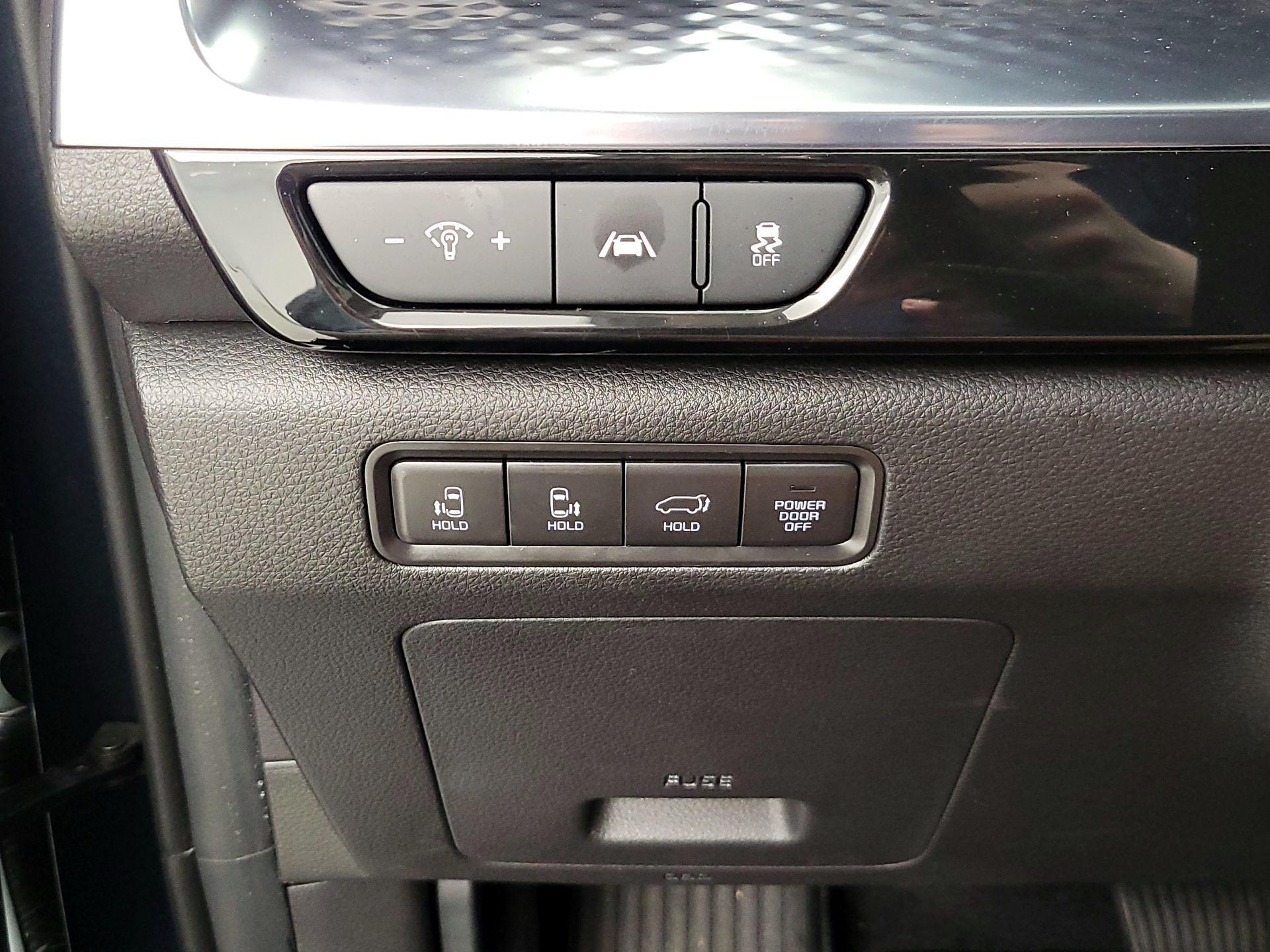 Thumbnail: 2024 Kia Carnival - 13