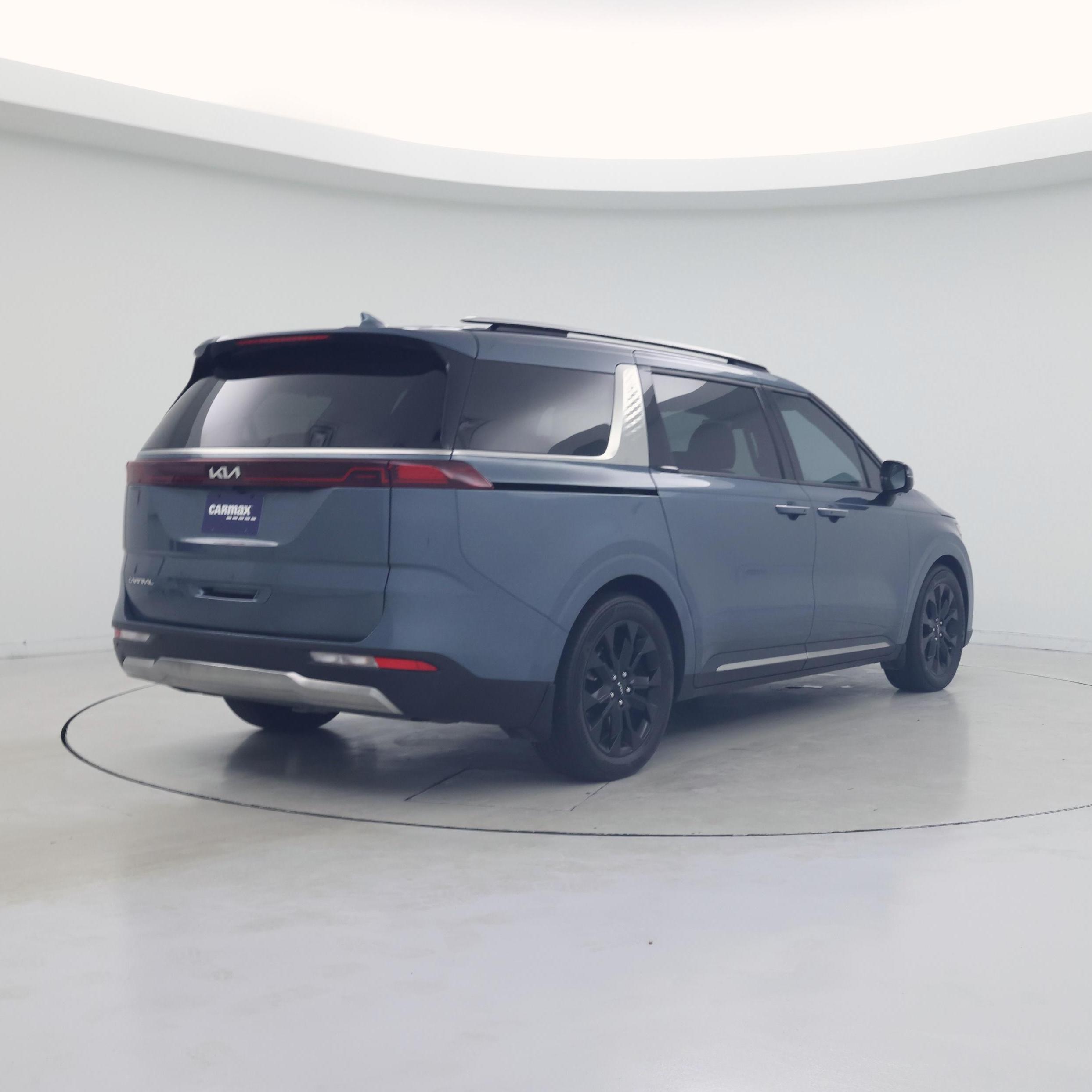 Thumbnail: 2024 Kia Carnival - 8