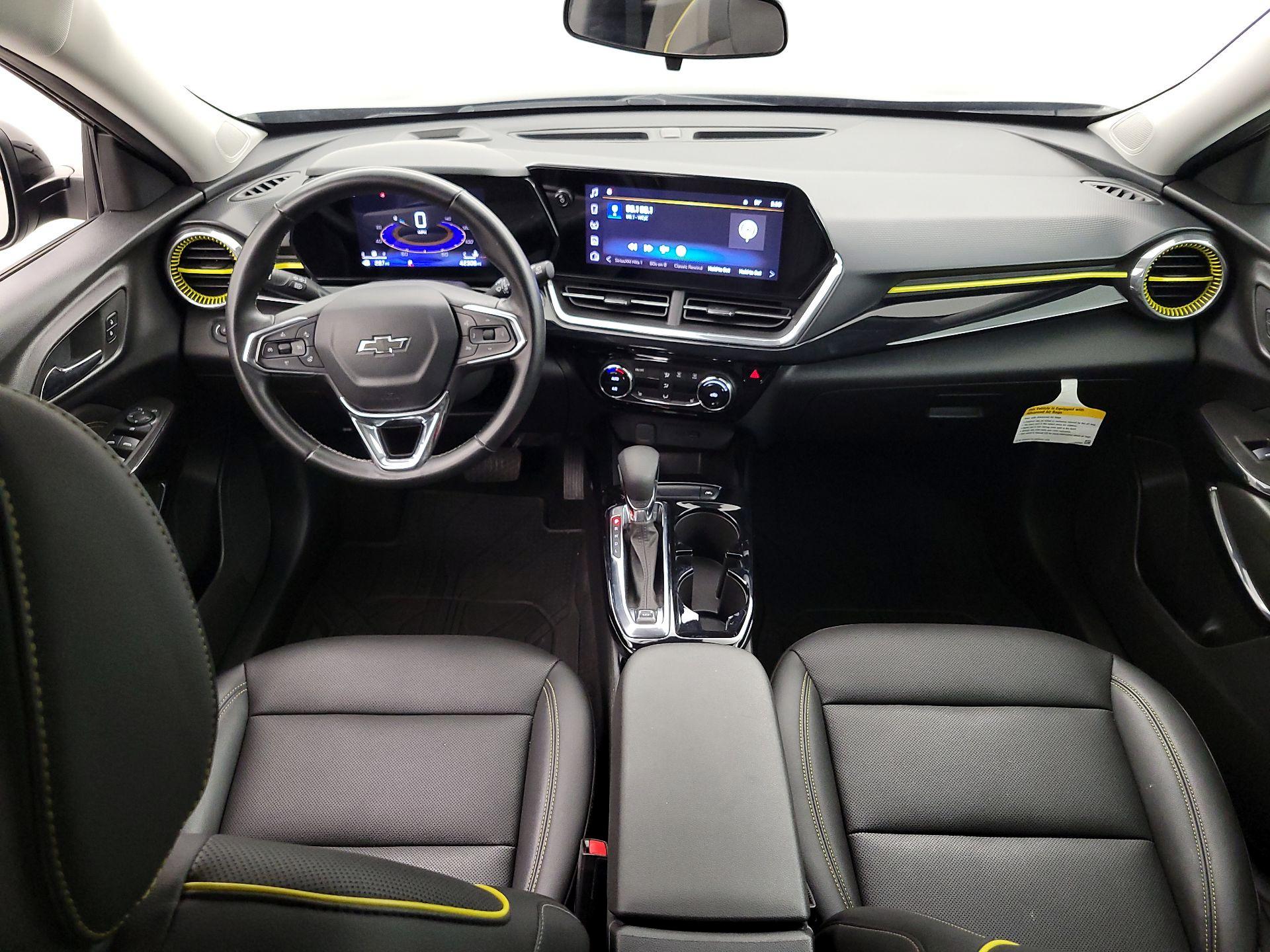 Thumbnail: 2024 Chevrolet Trax - 9