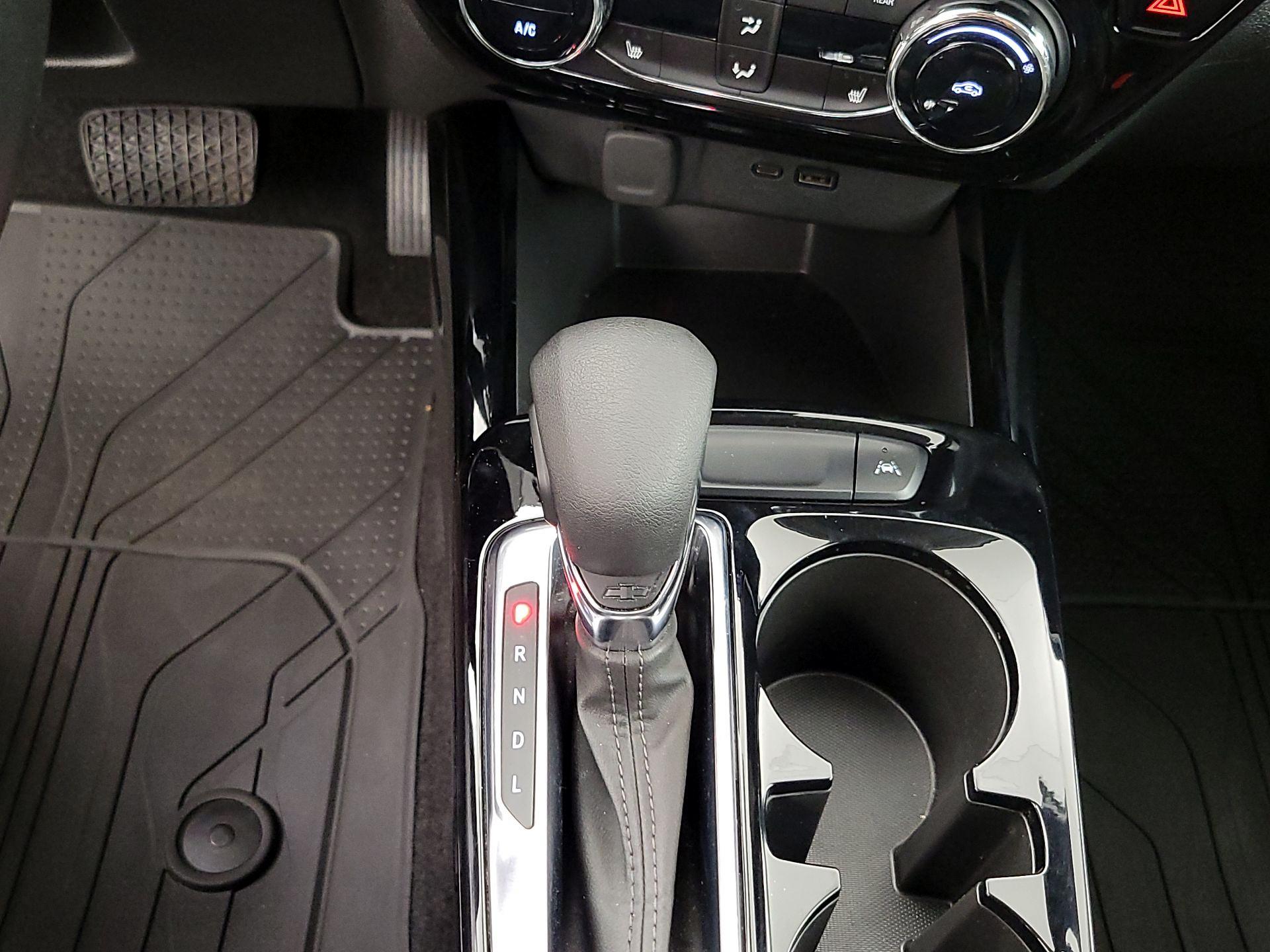 Thumbnail: 2024 Chevrolet Trax - 17