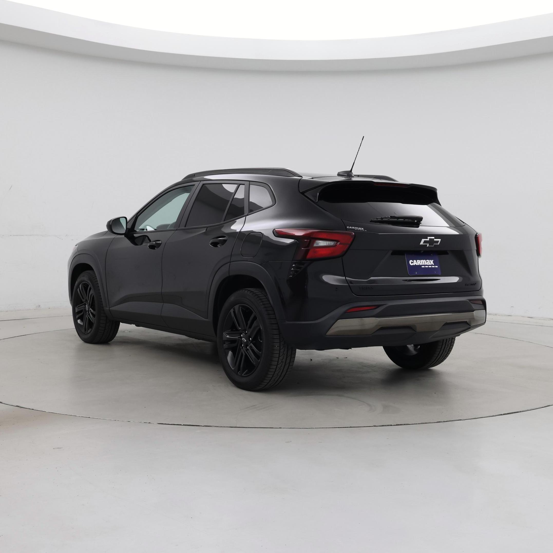 Thumbnail: 2024 Chevrolet Trax - 2