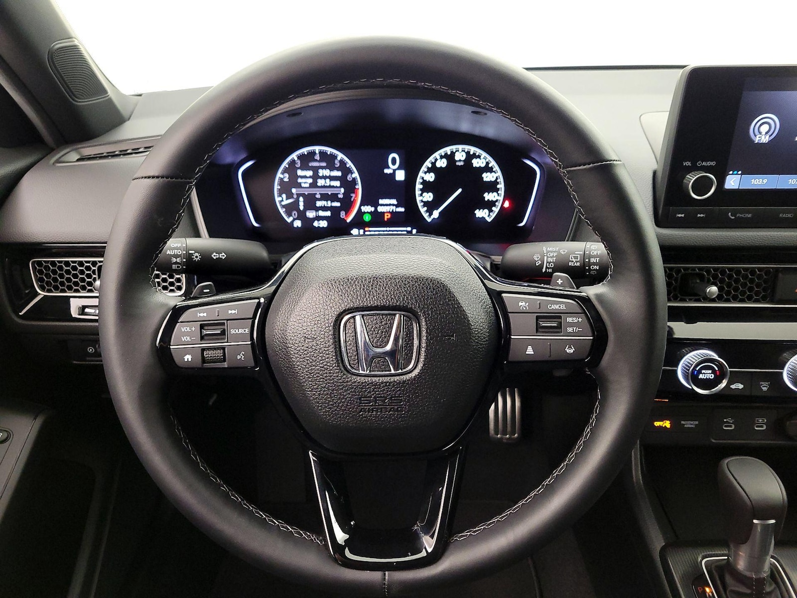 2026 Honda Civic Hatchback Sport - Photo 11