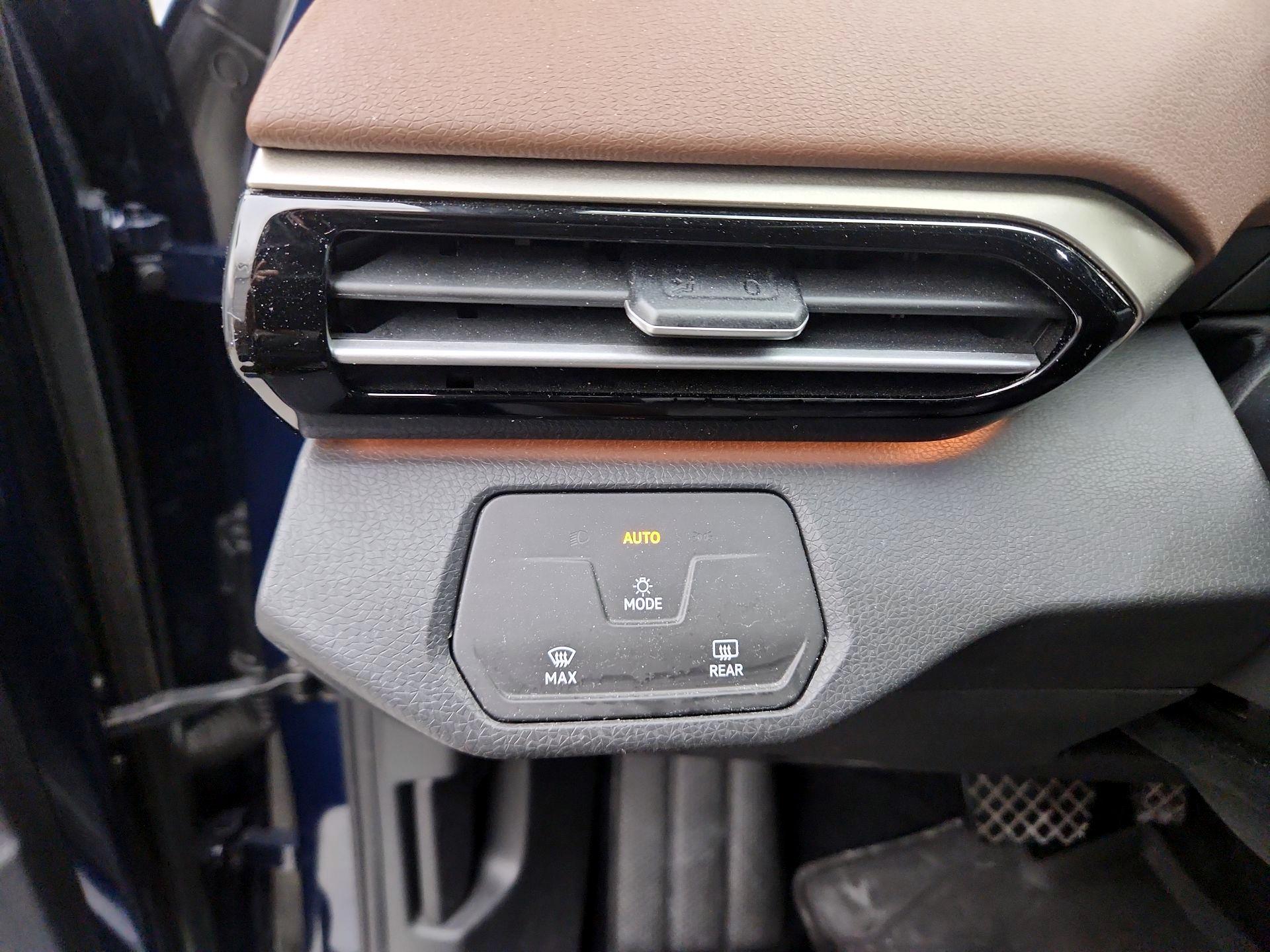 Thumbnail: 2023 Volkswagen ID.4 - 13