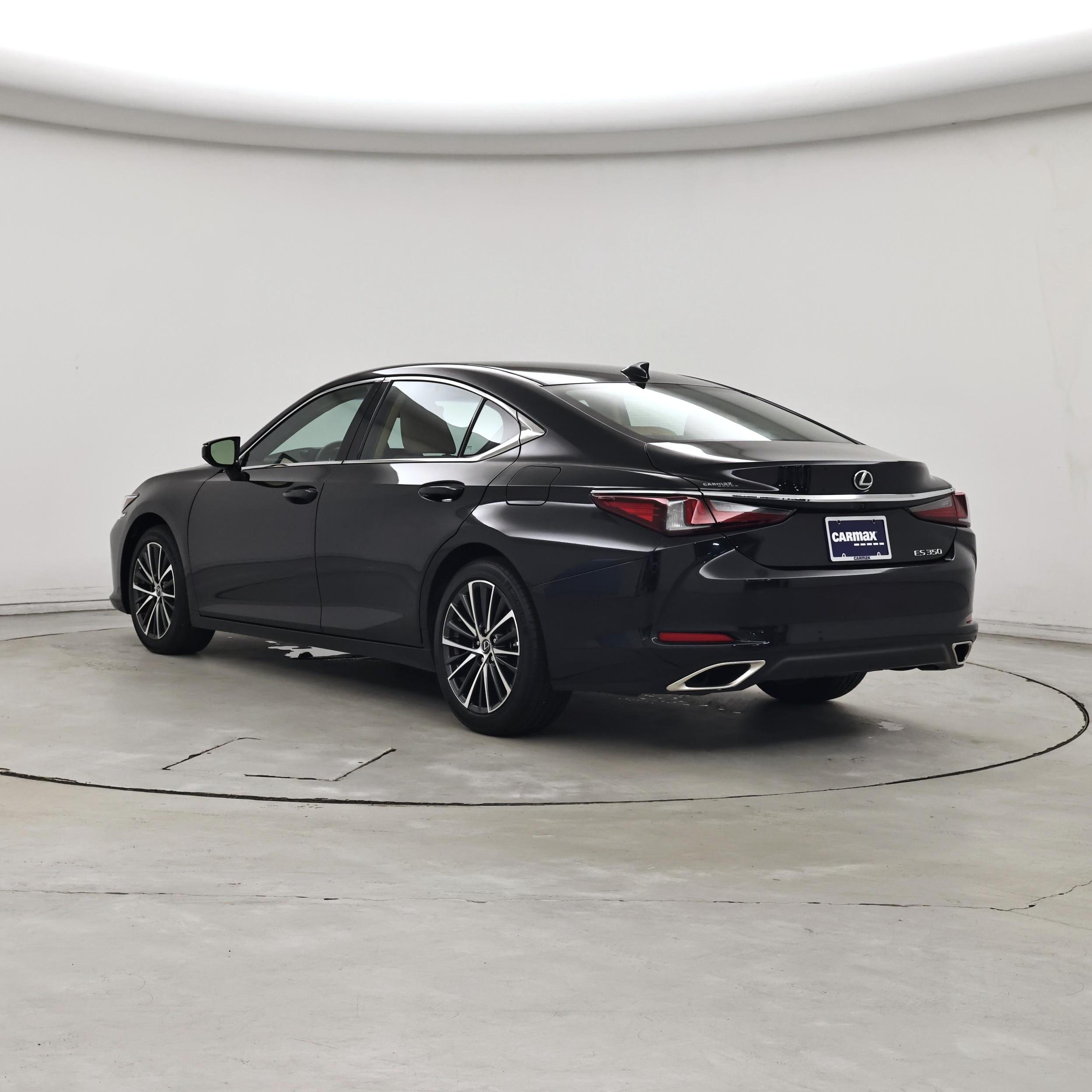 Thumbnail: 2025 Lexus ES - 2