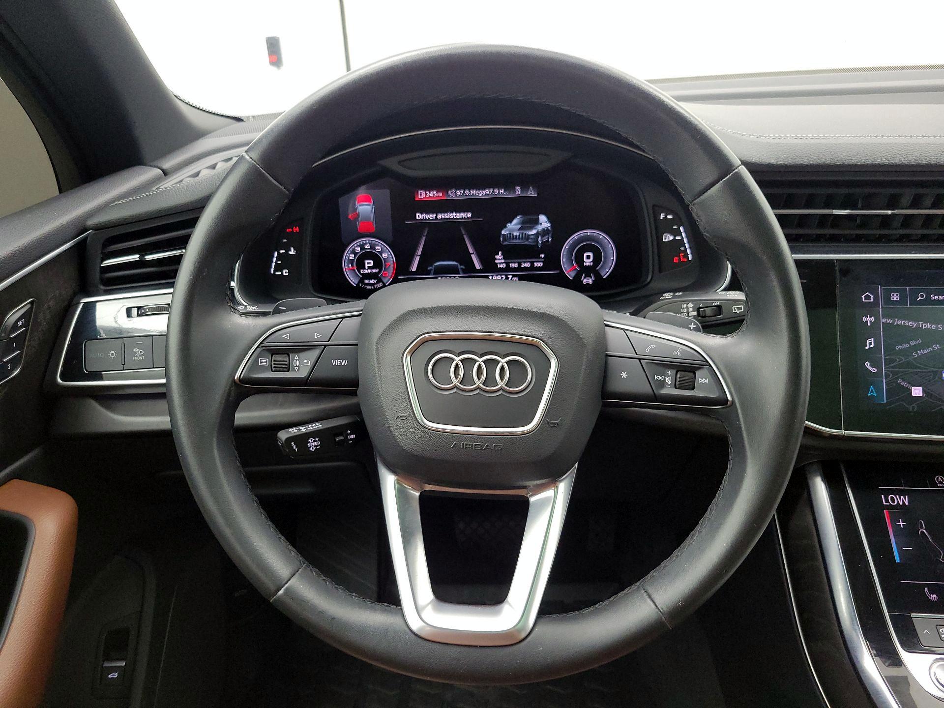 Thumbnail: 2023 Audi Q7 - 10