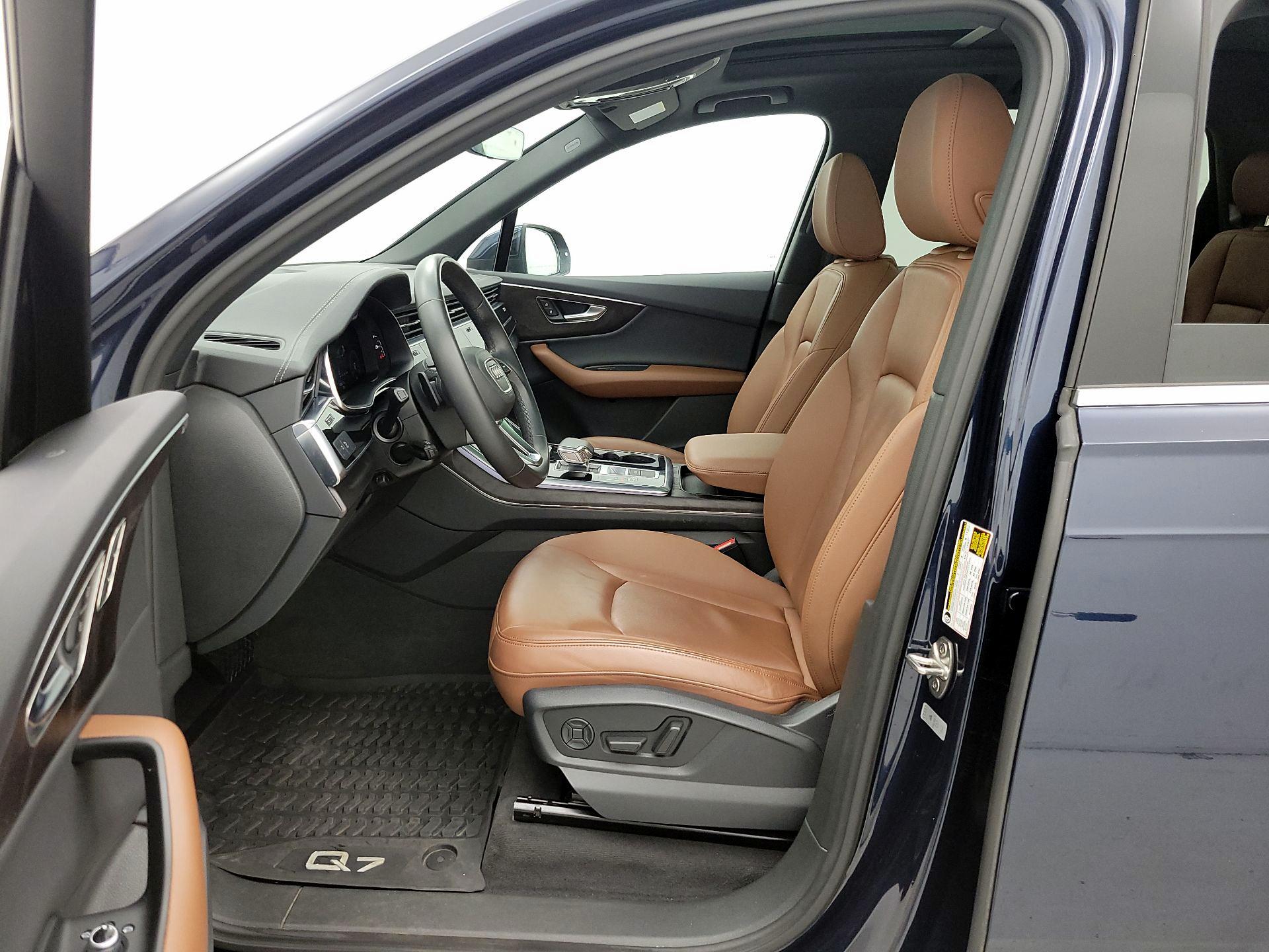 Thumbnail: 2023 Audi Q7 - 11