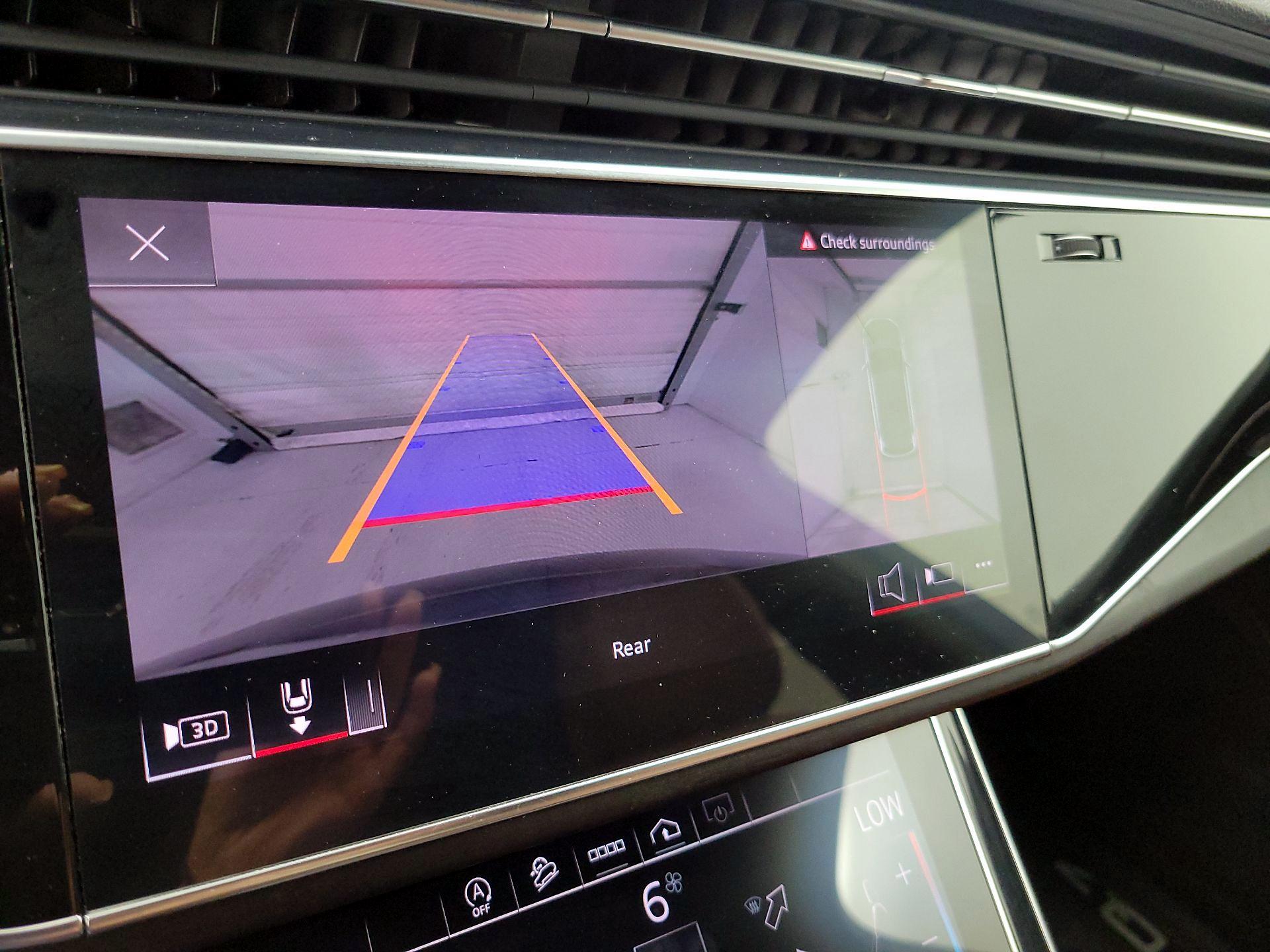 Thumbnail: 2023 Audi Q7 - 15