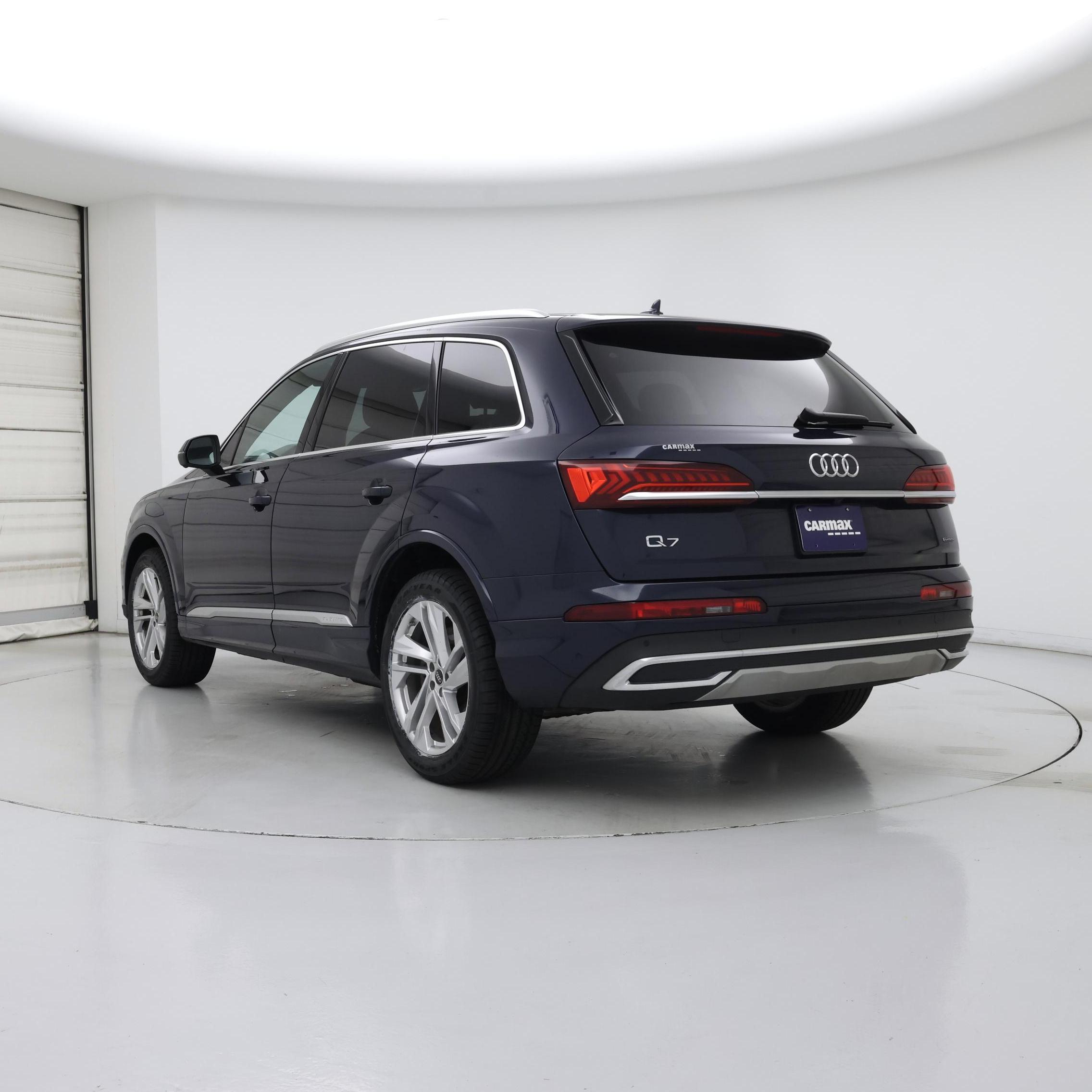 Thumbnail: 2023 Audi Q7 - 2