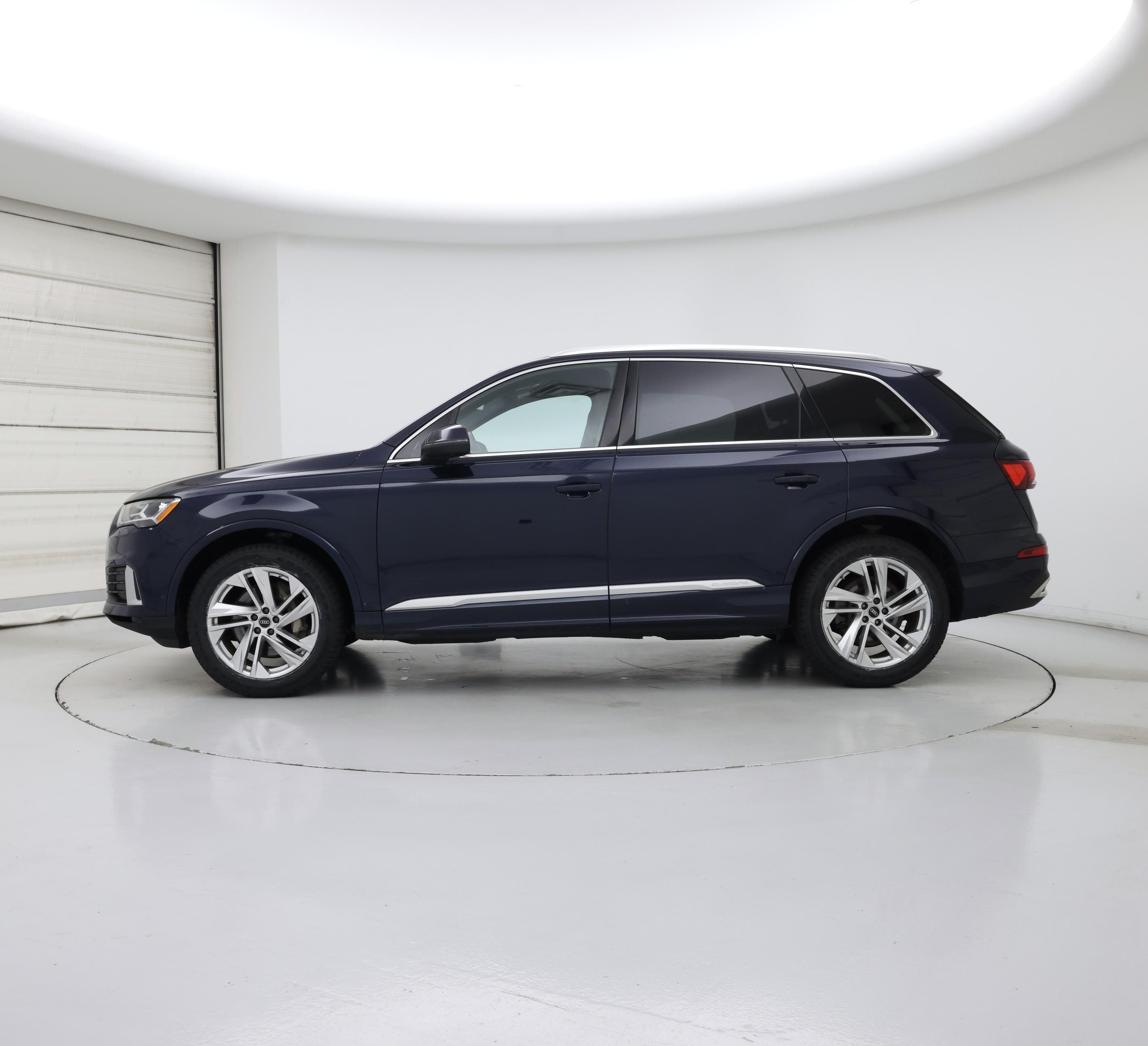 Thumbnail: 2023 Audi Q7 - 3