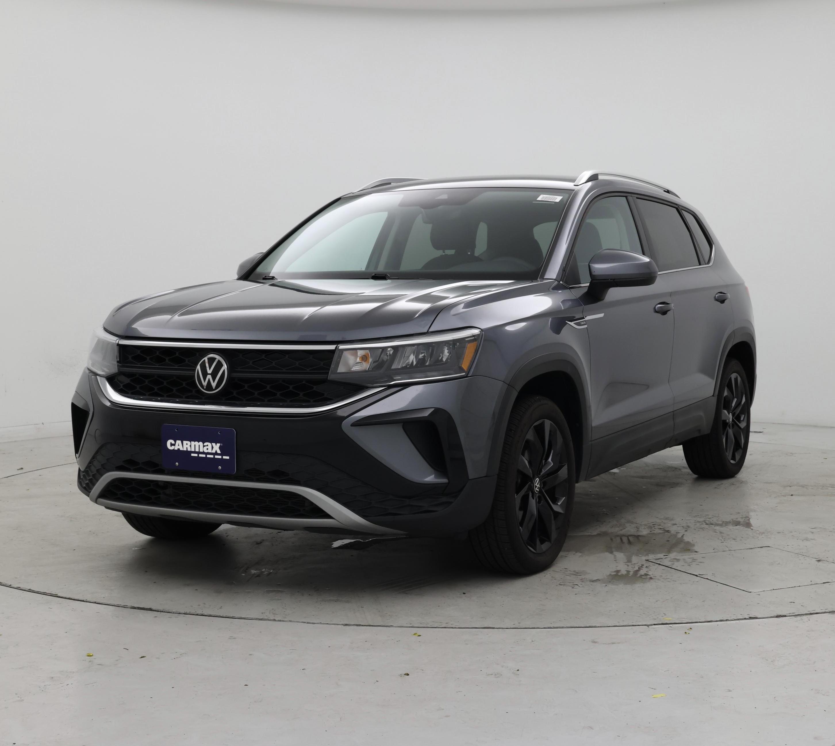 Thumbnail: 2023 Volkswagen Taos - 4