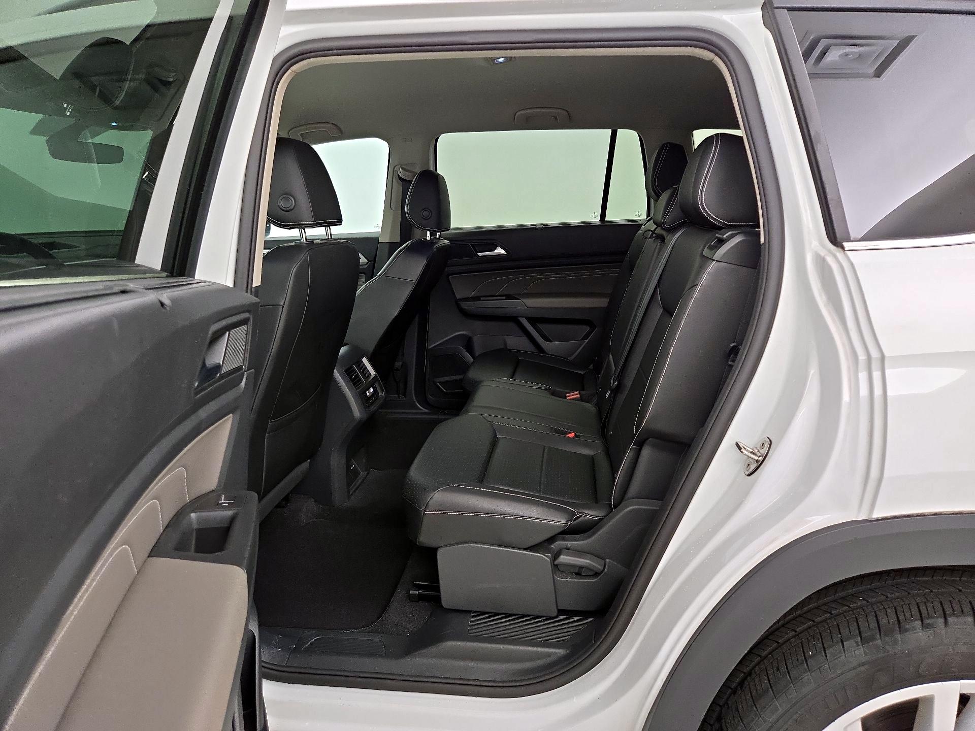 Thumbnail: 2023 Volkswagen Atlas - 19