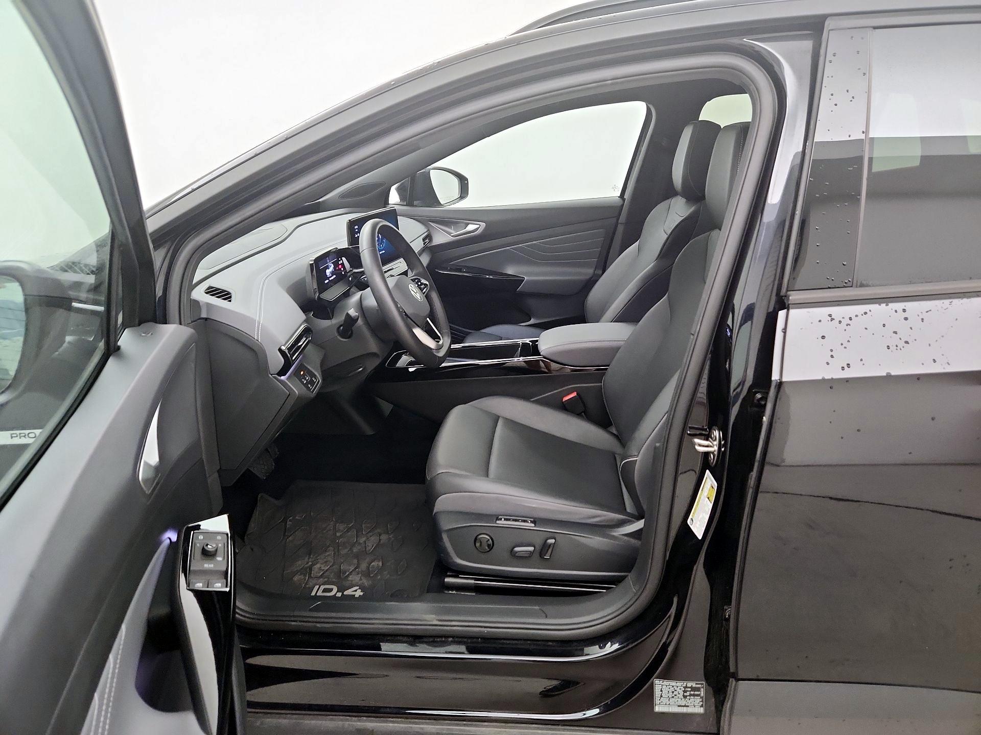 Thumbnail: 2023 Volkswagen ID.4 - 11