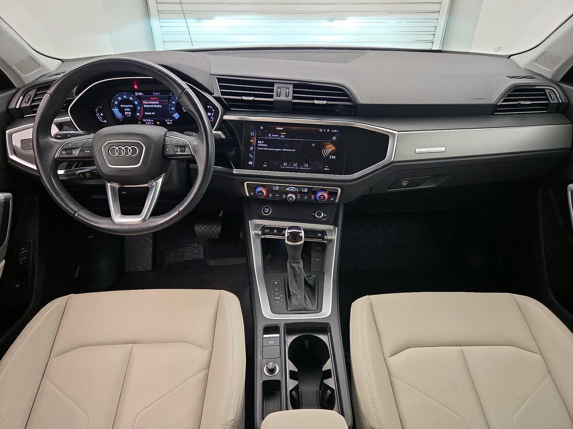 Thumbnail: 2024 Audi Q3 - 9