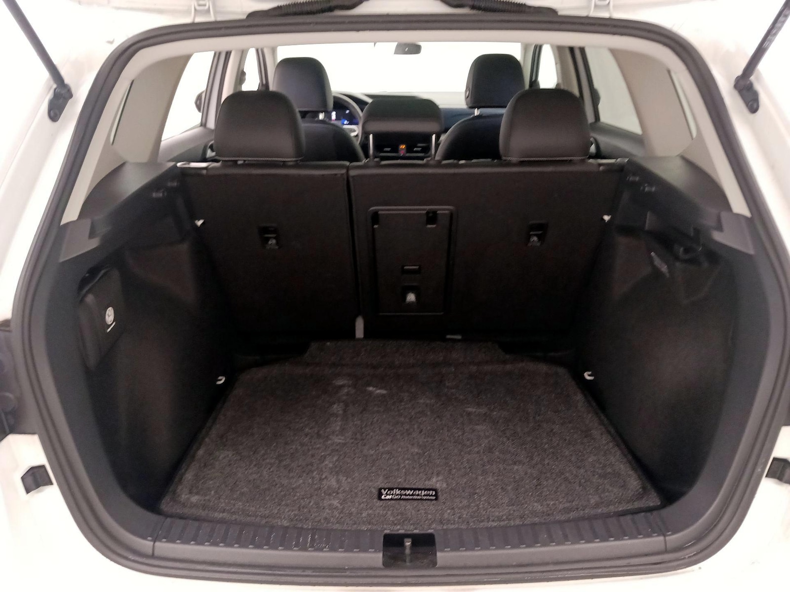 2023 Volkswagen Taos SE - Photo 22