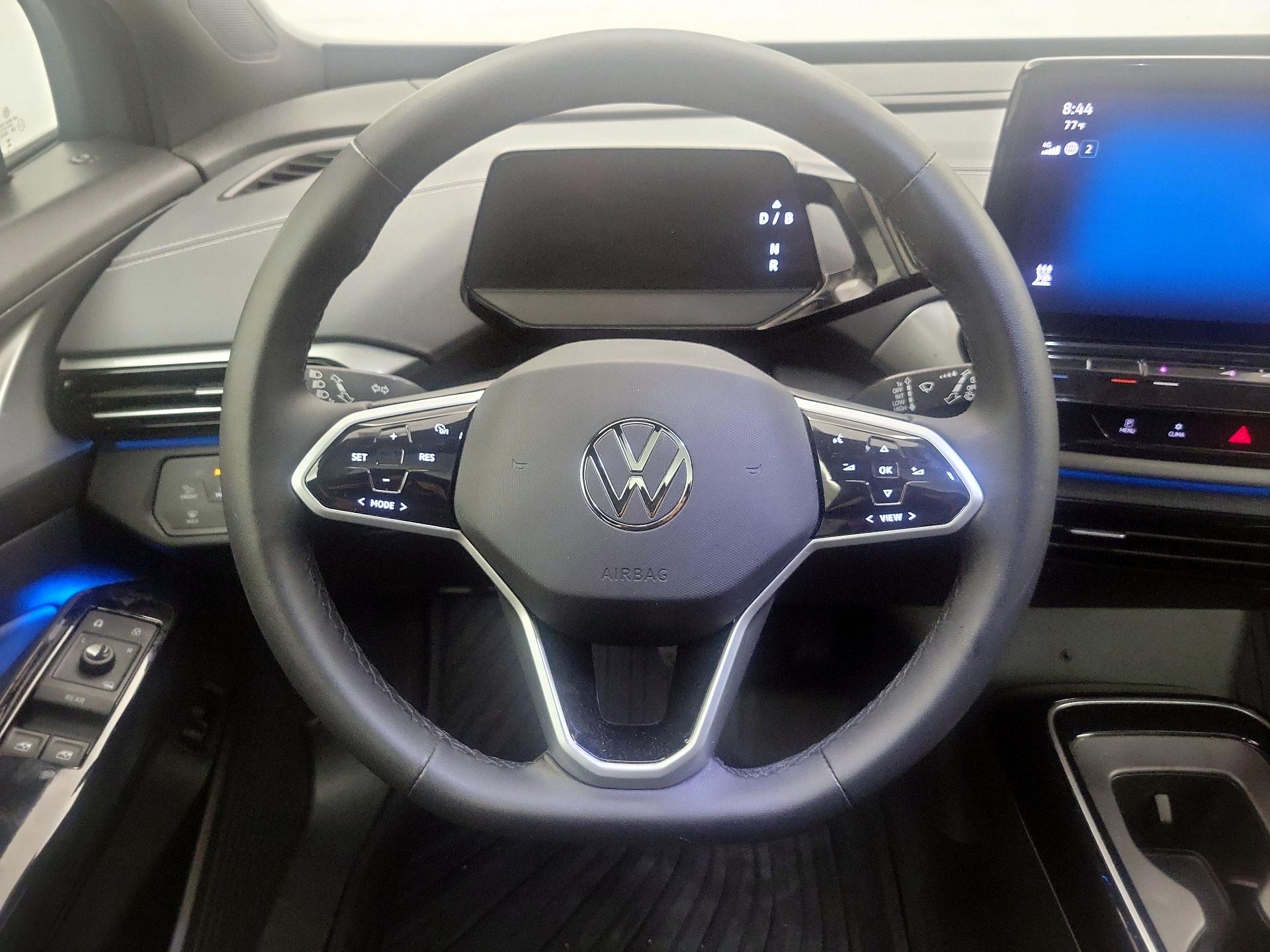 Thumbnail: 2023 Volkswagen ID.4 - 10