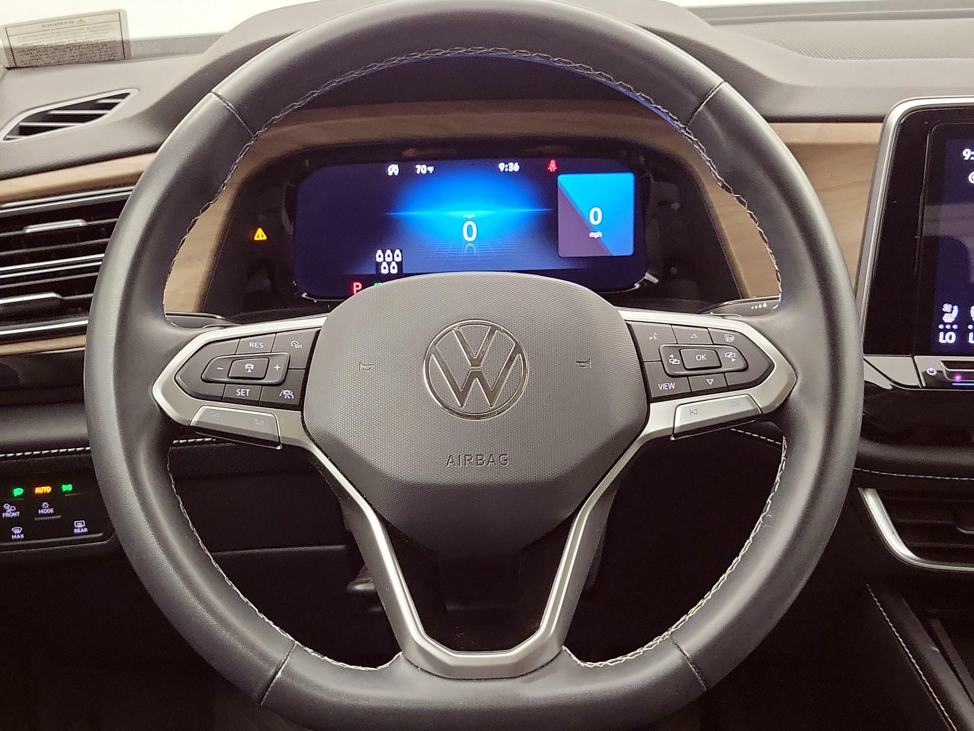 Thumbnail: 2024 Volkswagen Atlas - 10