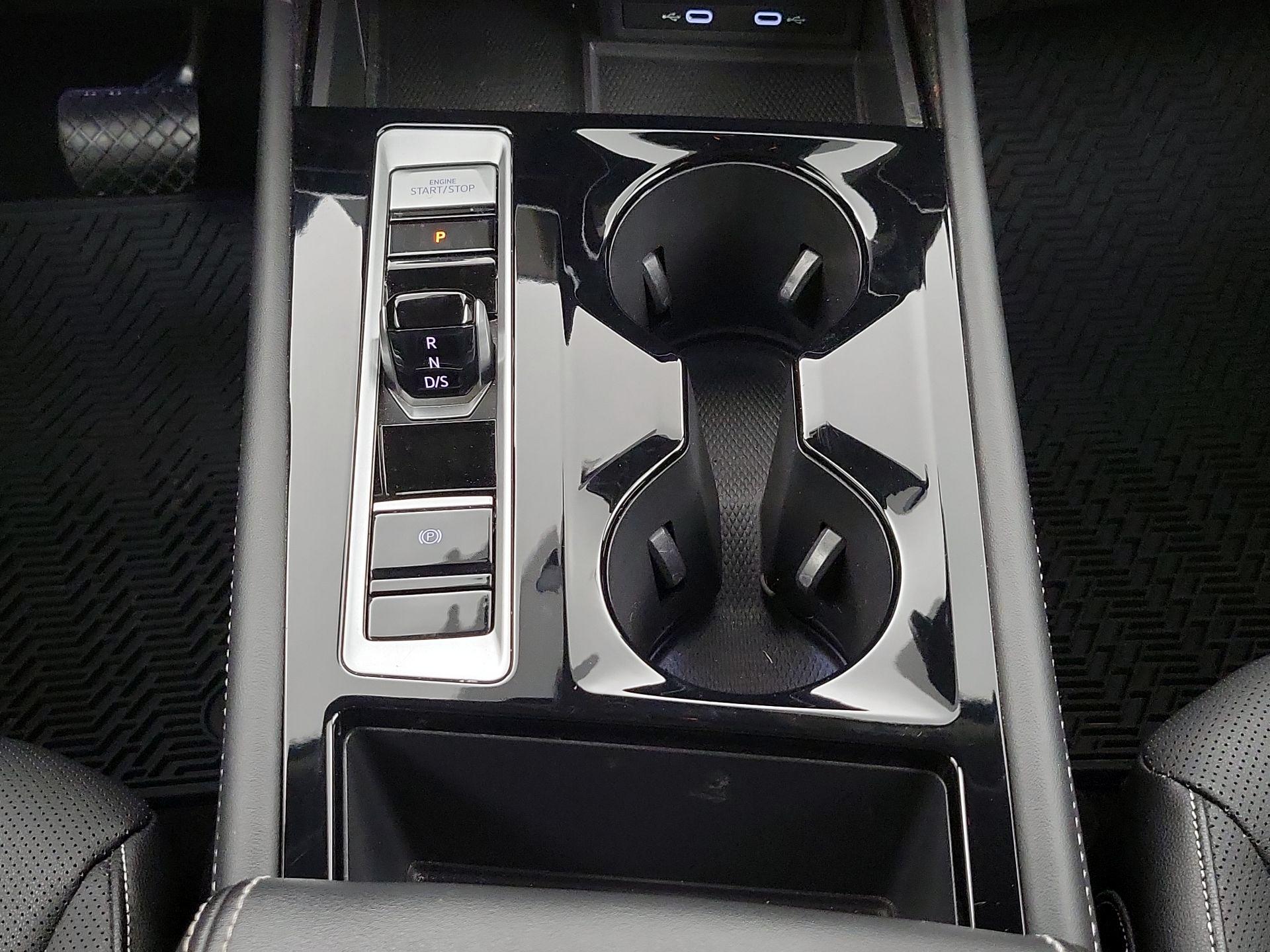 Thumbnail: 2024 Volkswagen Atlas - 17