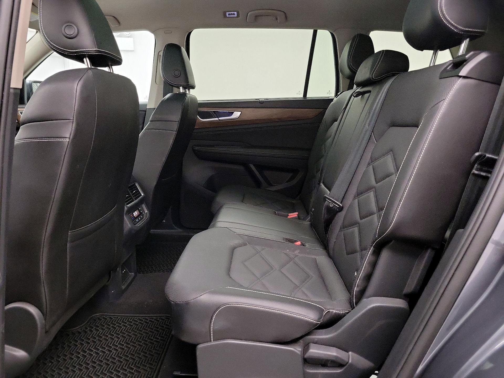 Thumbnail: 2024 Volkswagen Atlas - 20