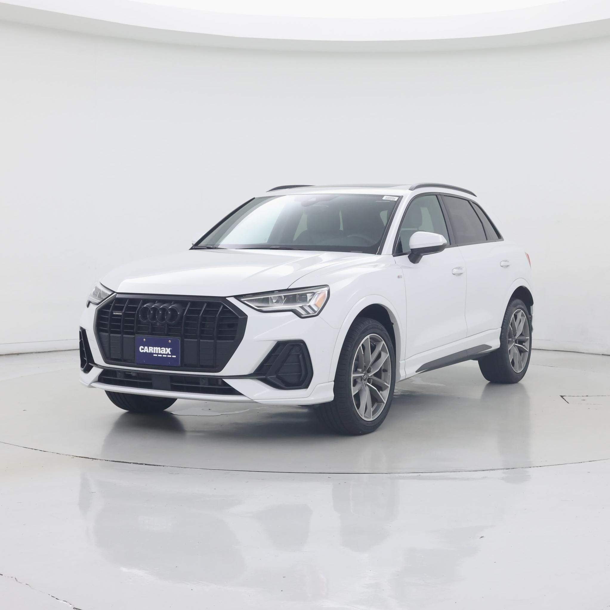 Thumbnail: 2023 Audi Q3 - 4