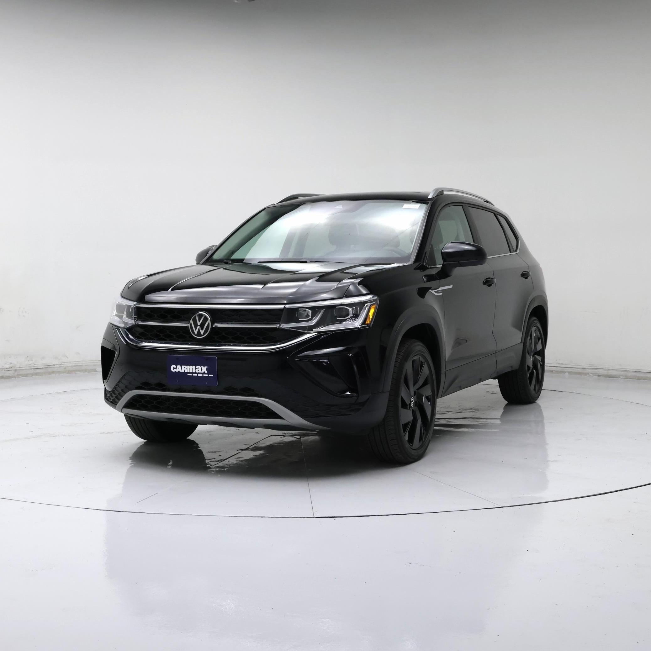 Thumbnail: 2023 Volkswagen Taos - 4