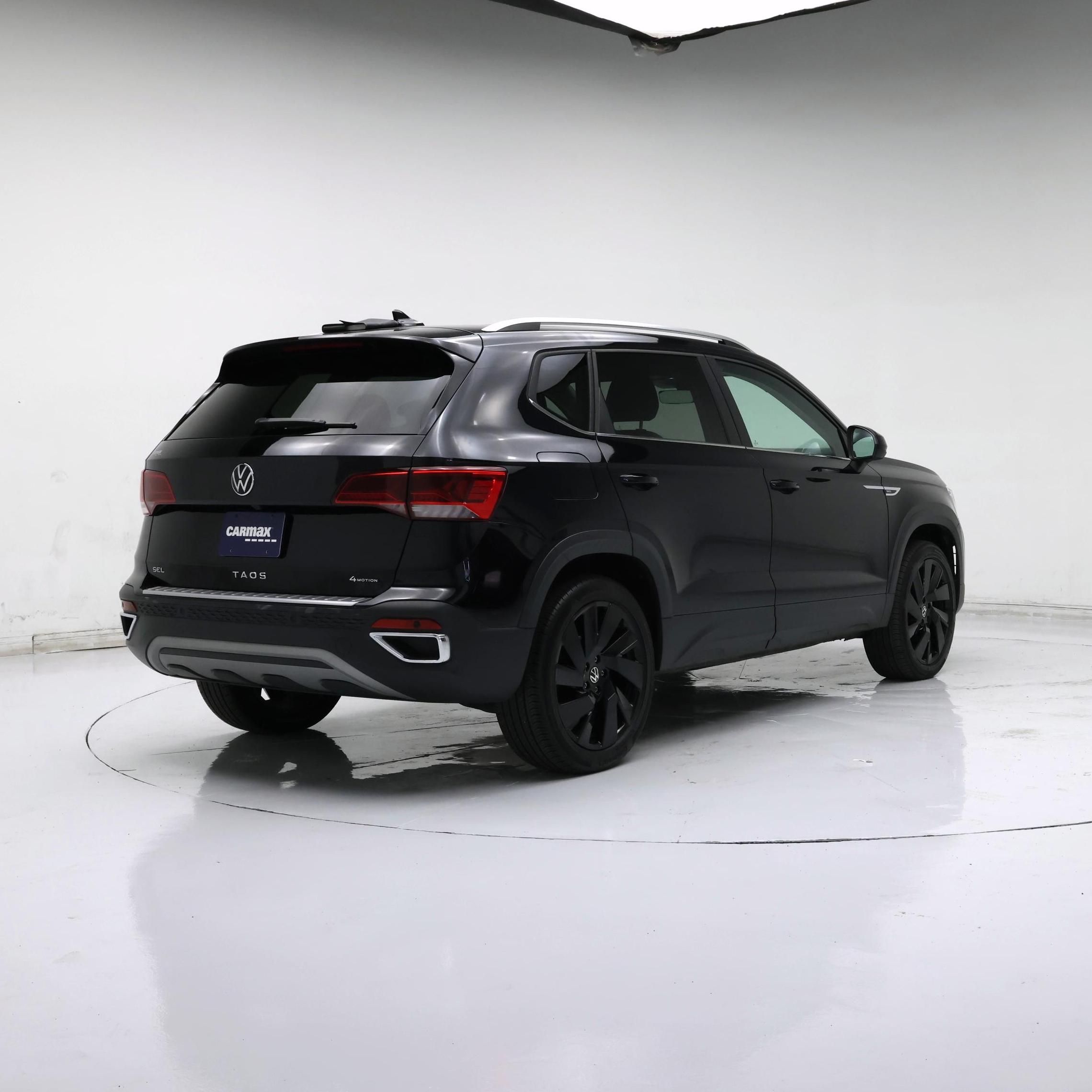 Thumbnail: 2023 Volkswagen Taos - 8