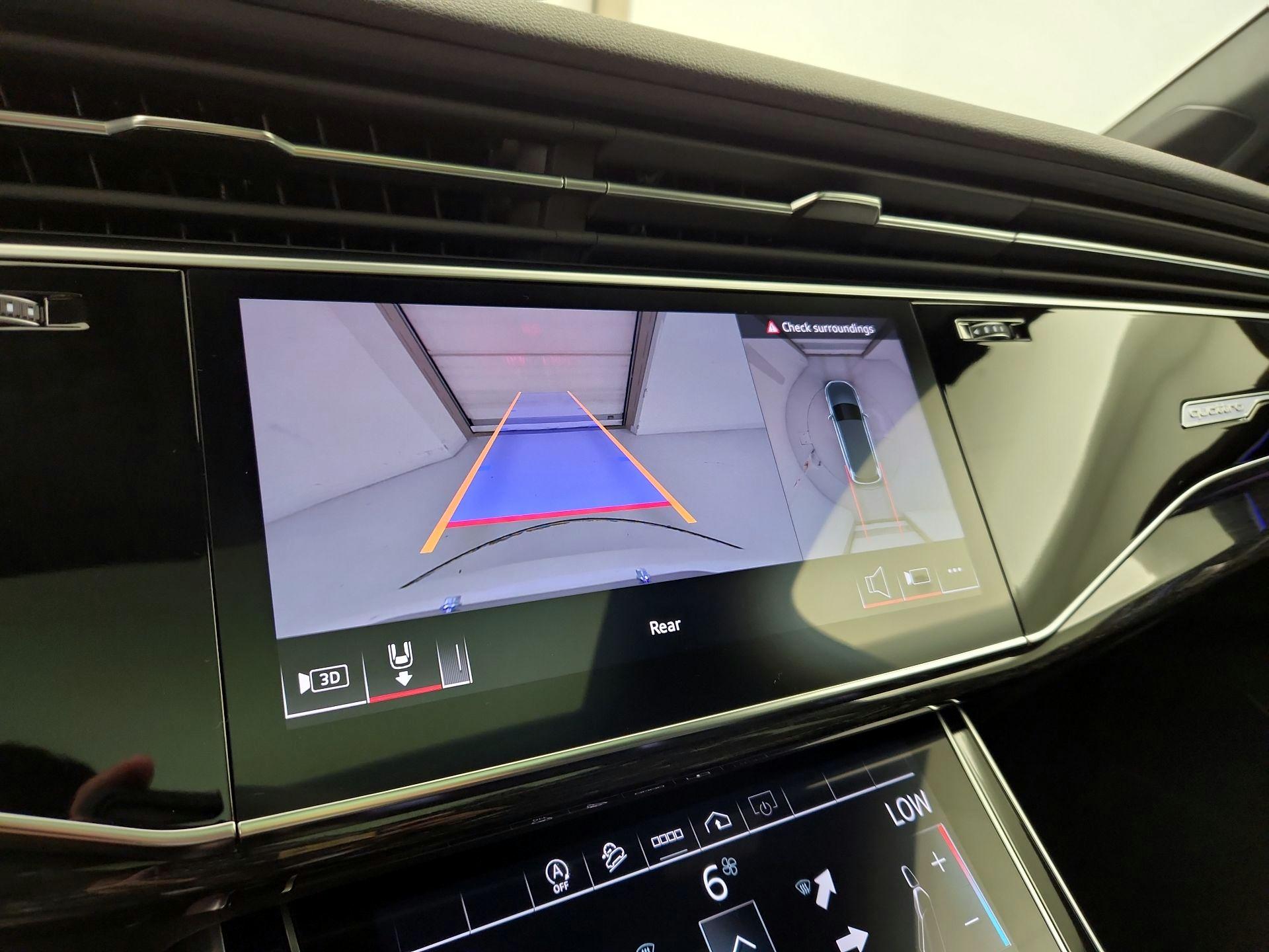 Thumbnail: 2024 Audi Q7 - 15