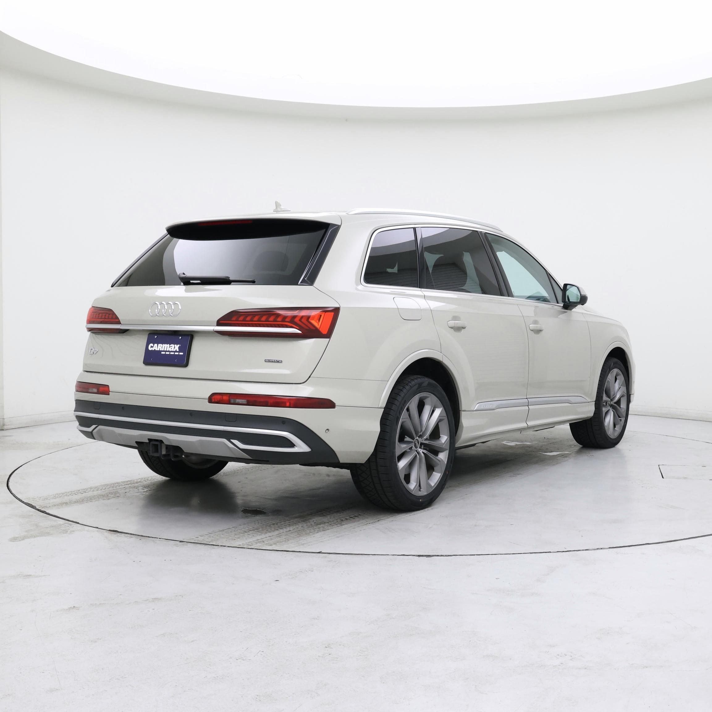 Thumbnail: 2023 Audi Q7 - 8