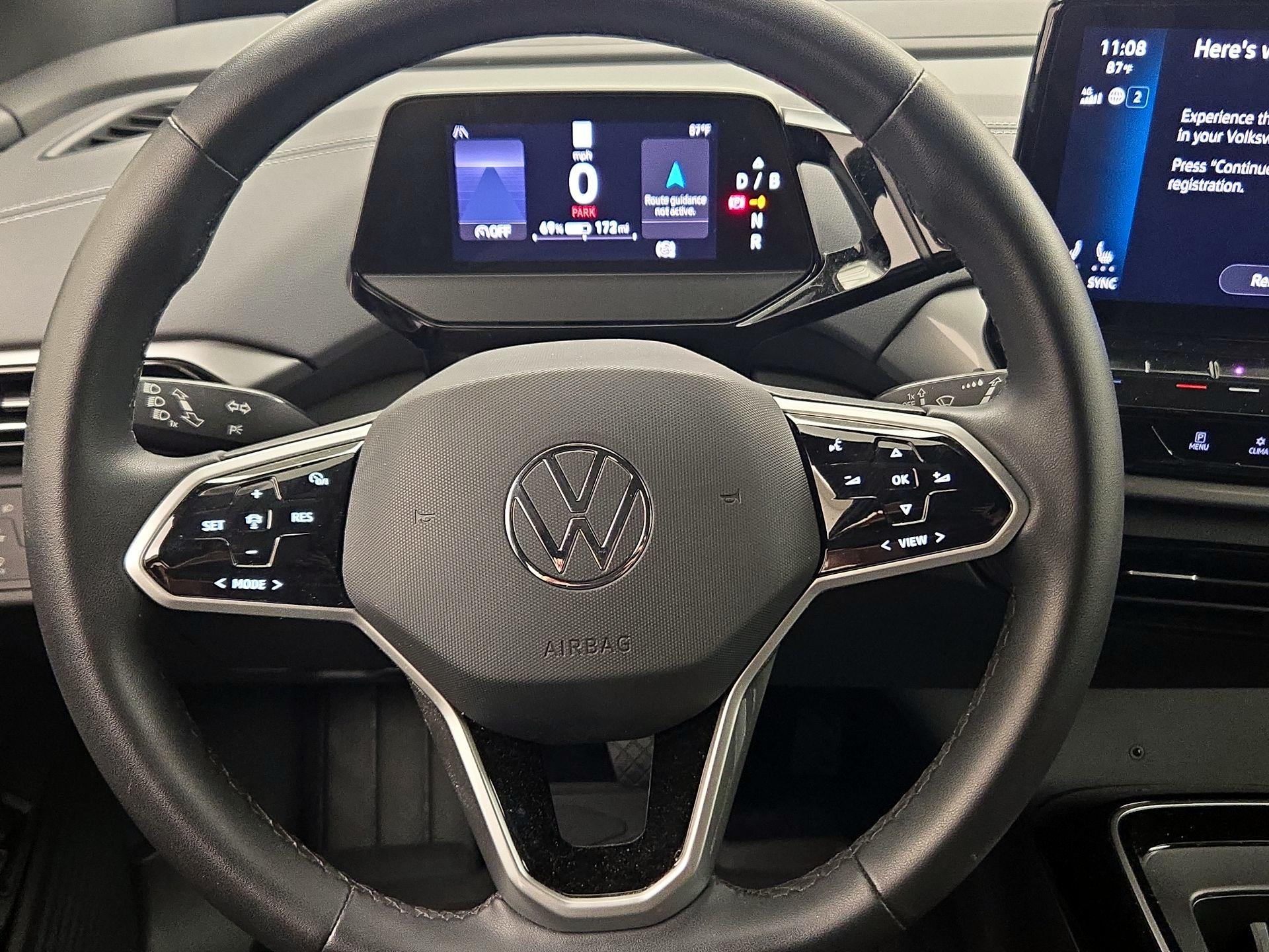 Thumbnail: 2023 Volkswagen ID.4 - 10